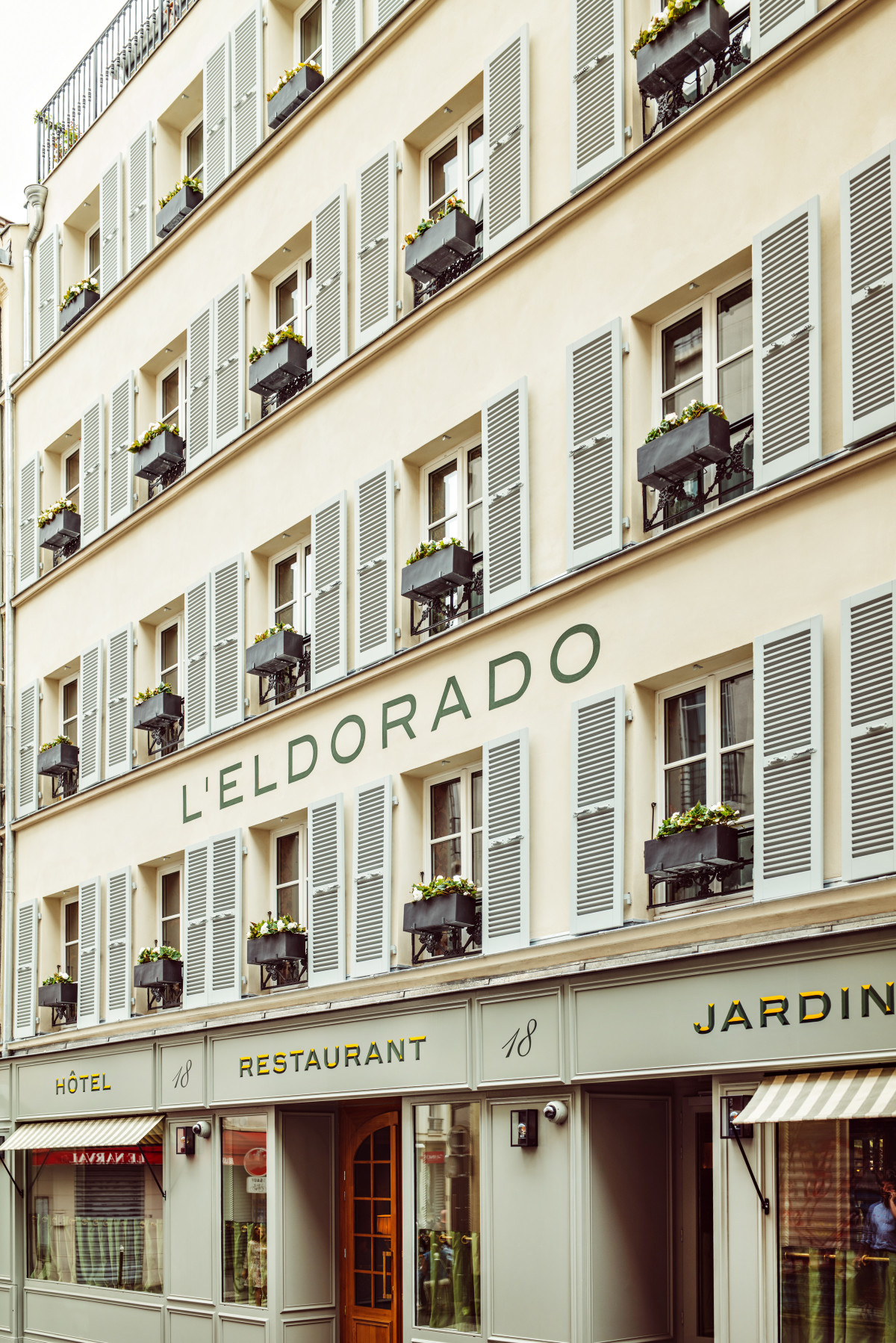 Hôtel L'Eldorado Paris: Benefits, FAQs & More
