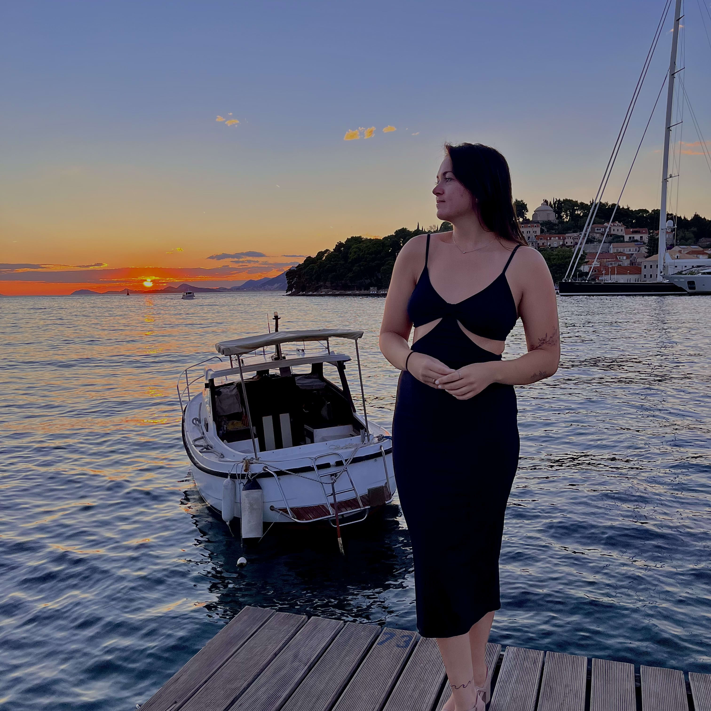 Fora Author - Rebecca Mozingo