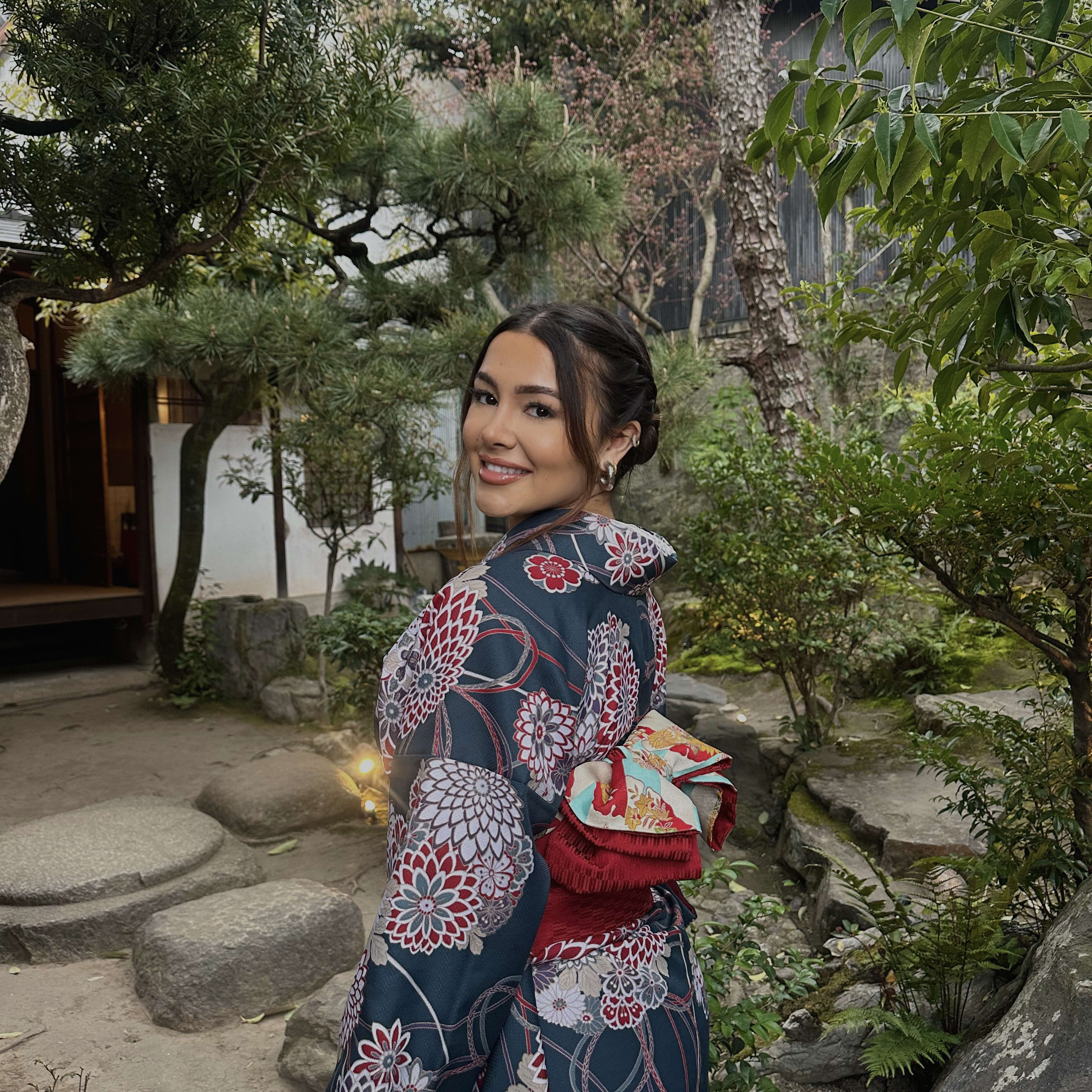 Fora Author - Vanessa Garcia