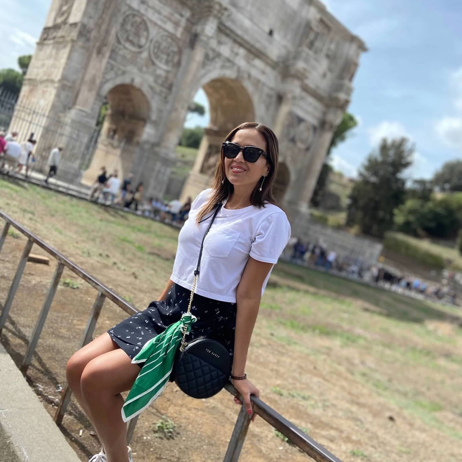 Advisor - Nadia Gonzalez