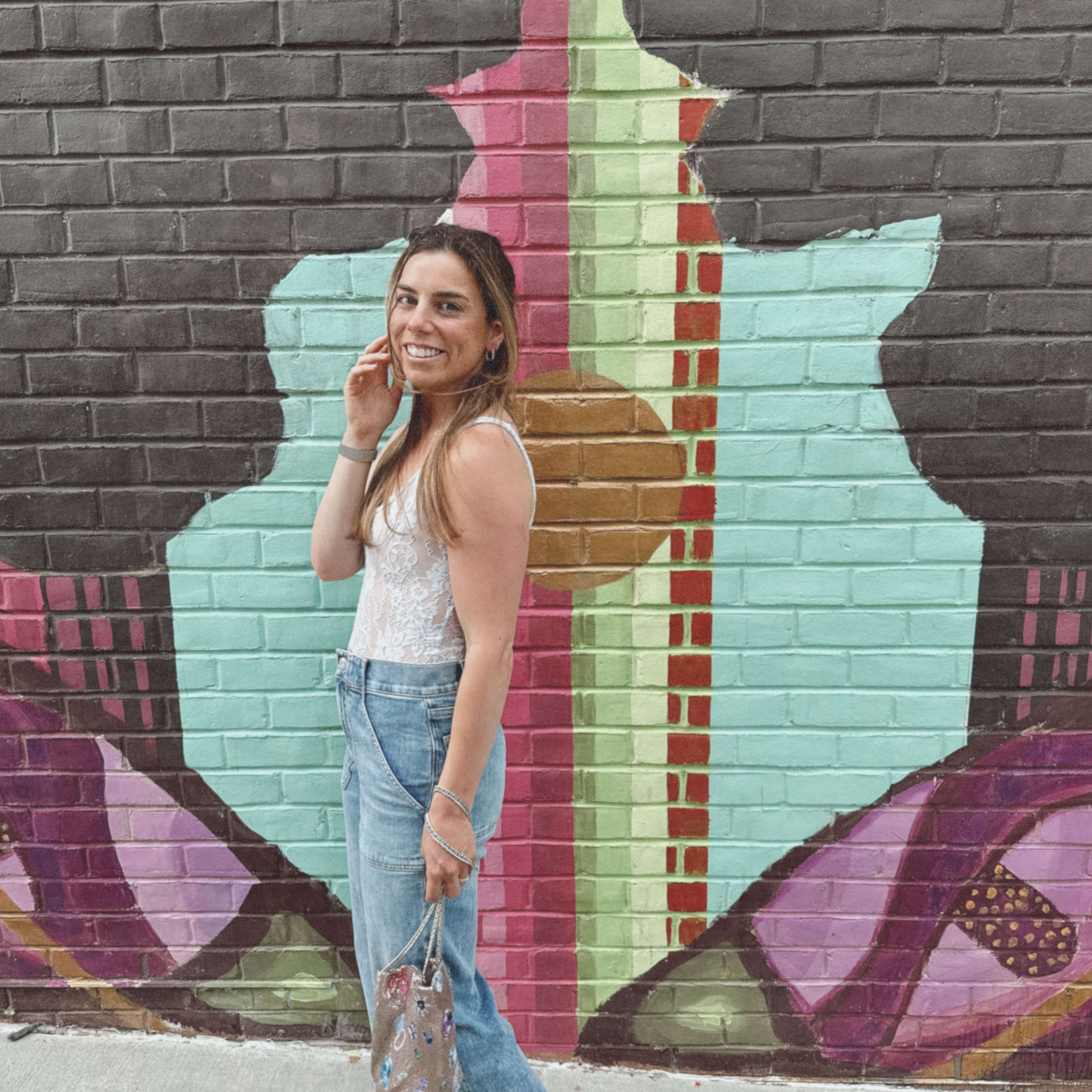 Fora Author - Rachel Small