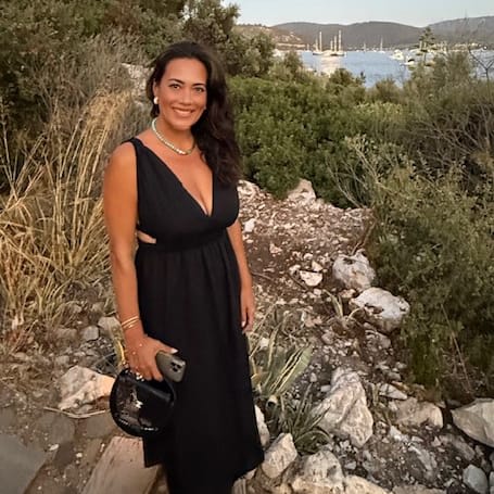 Advisor - Cindy Pearlstein