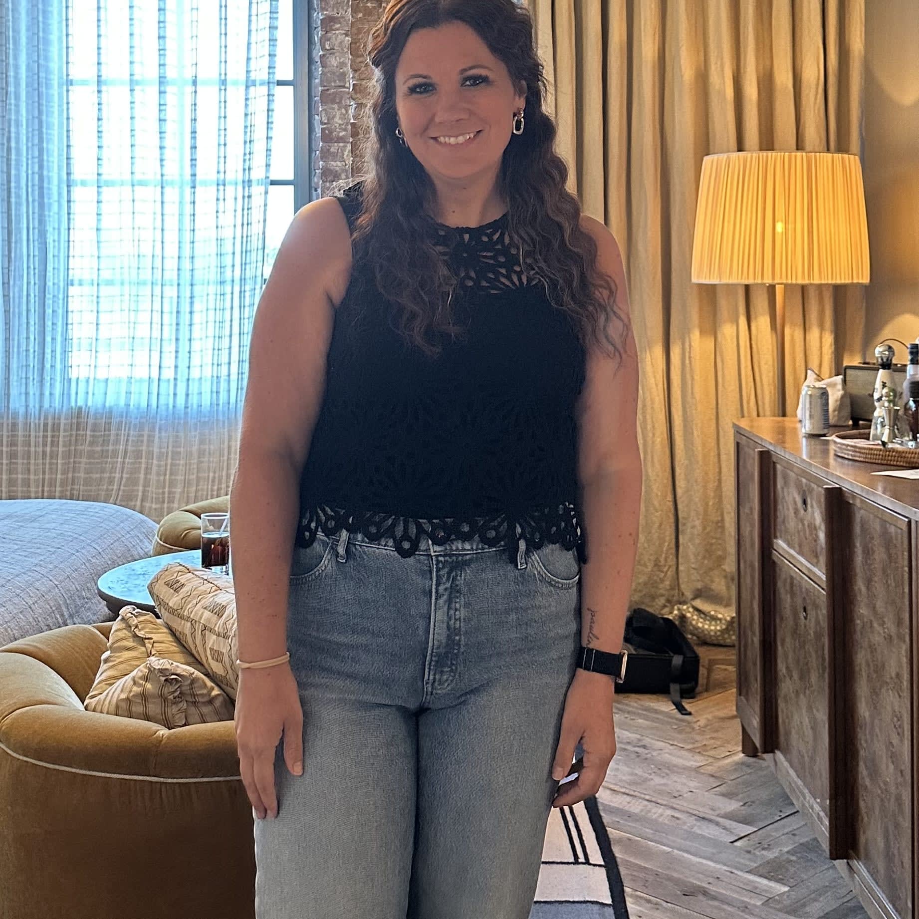 Fora Author - Sienna Seay