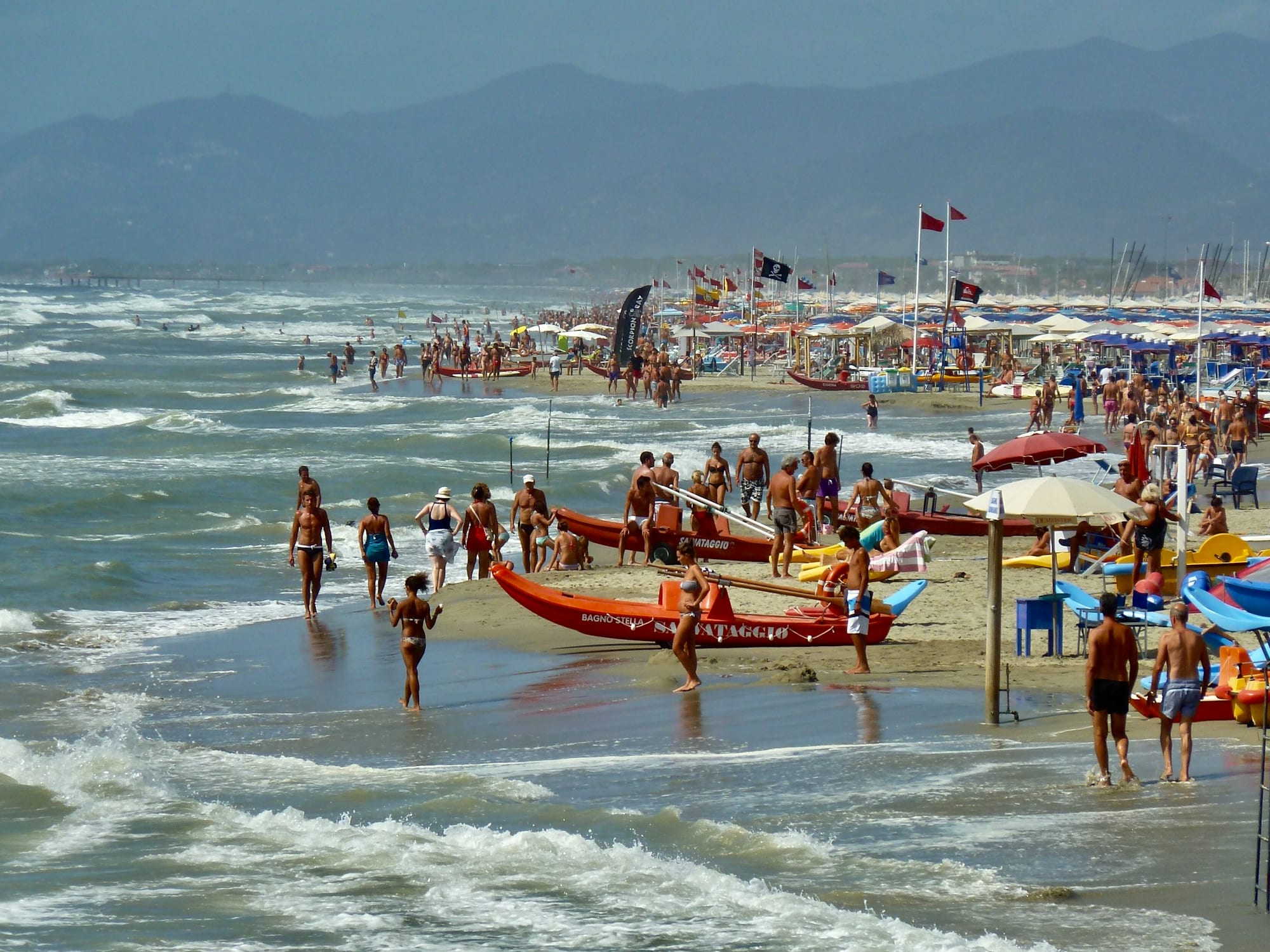 A crowded beach in Tuscany.