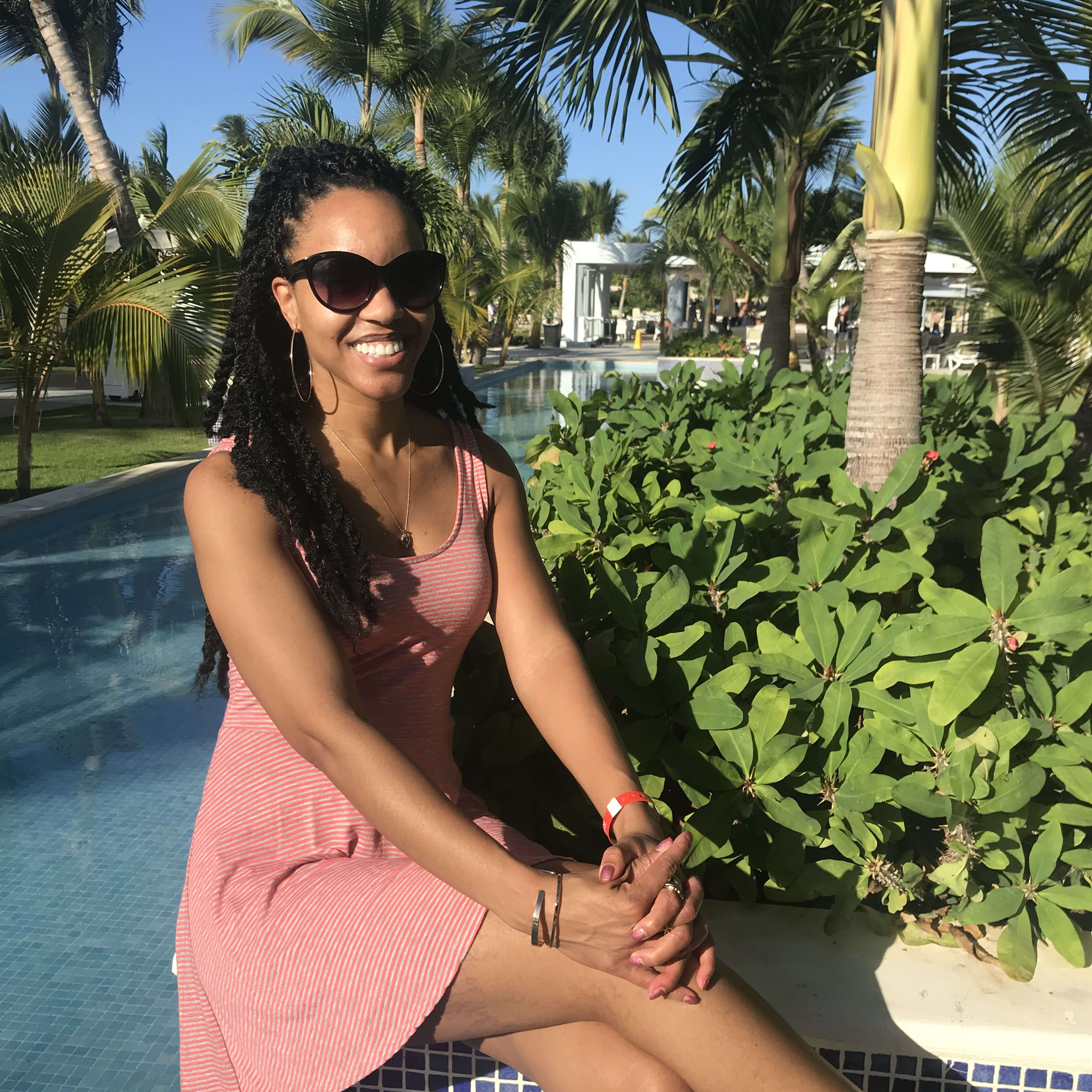Fora Author - Athena Mitchell