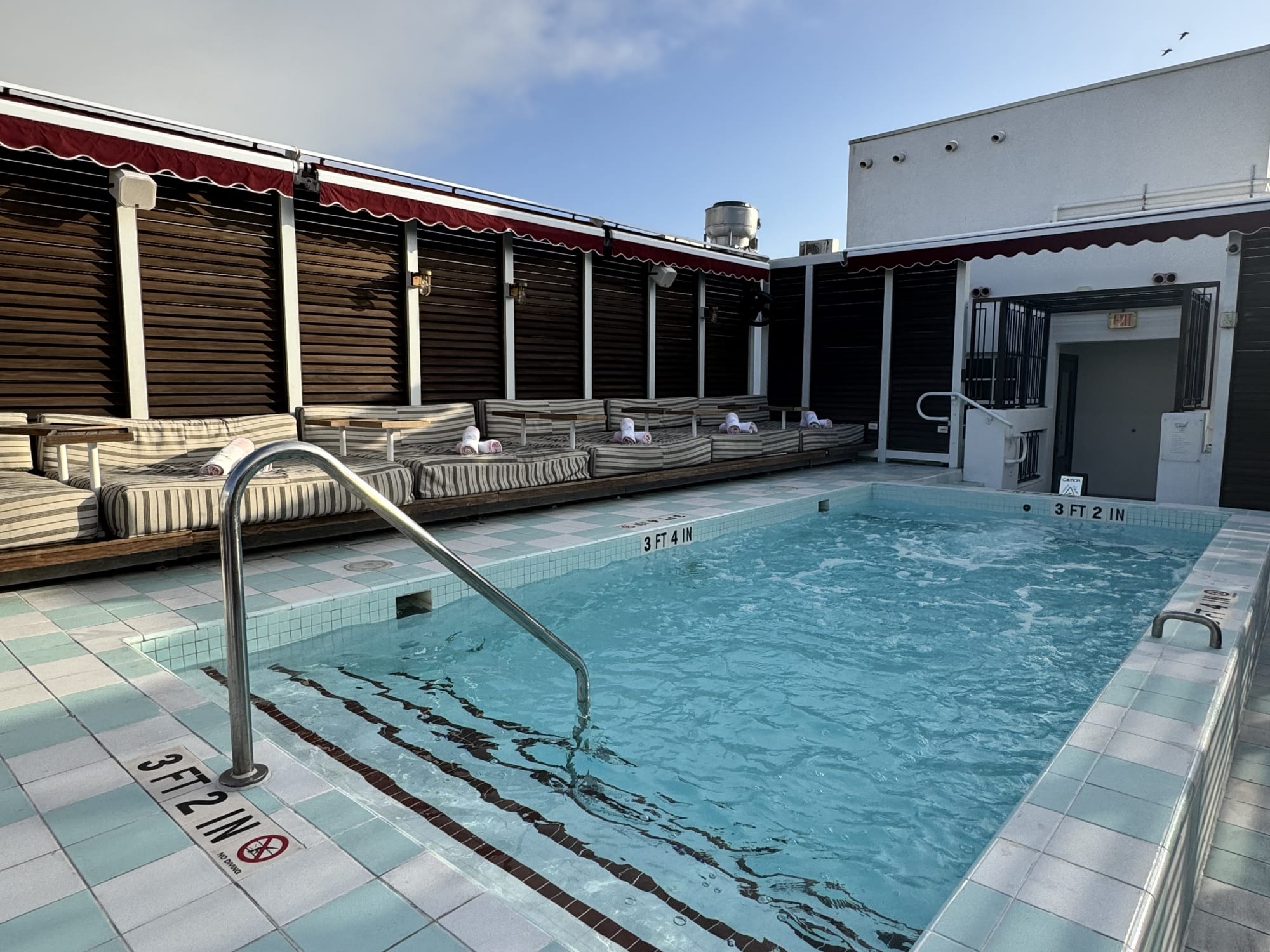 Esme Rooftop Pool