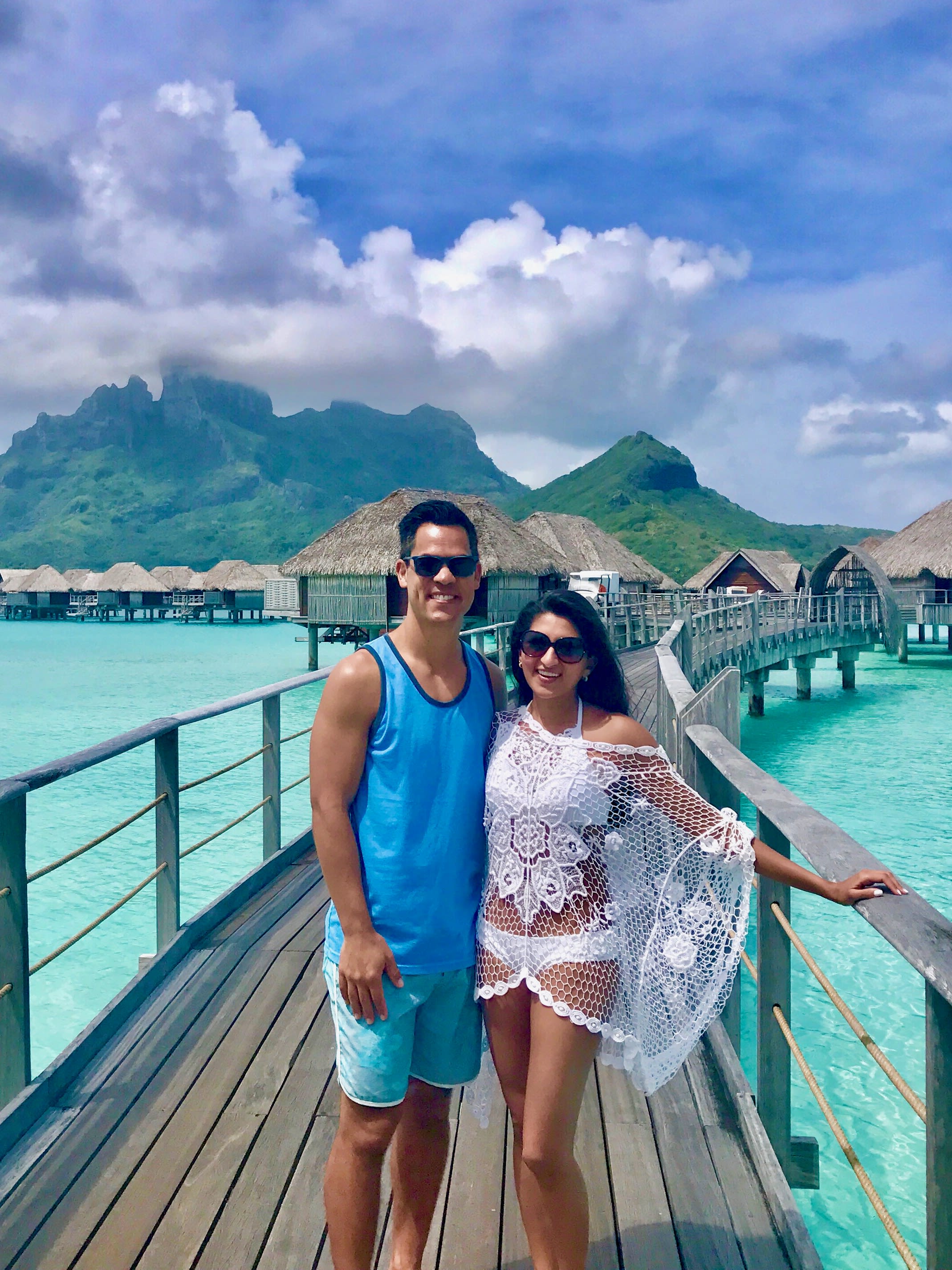 Couple photo of Shailee