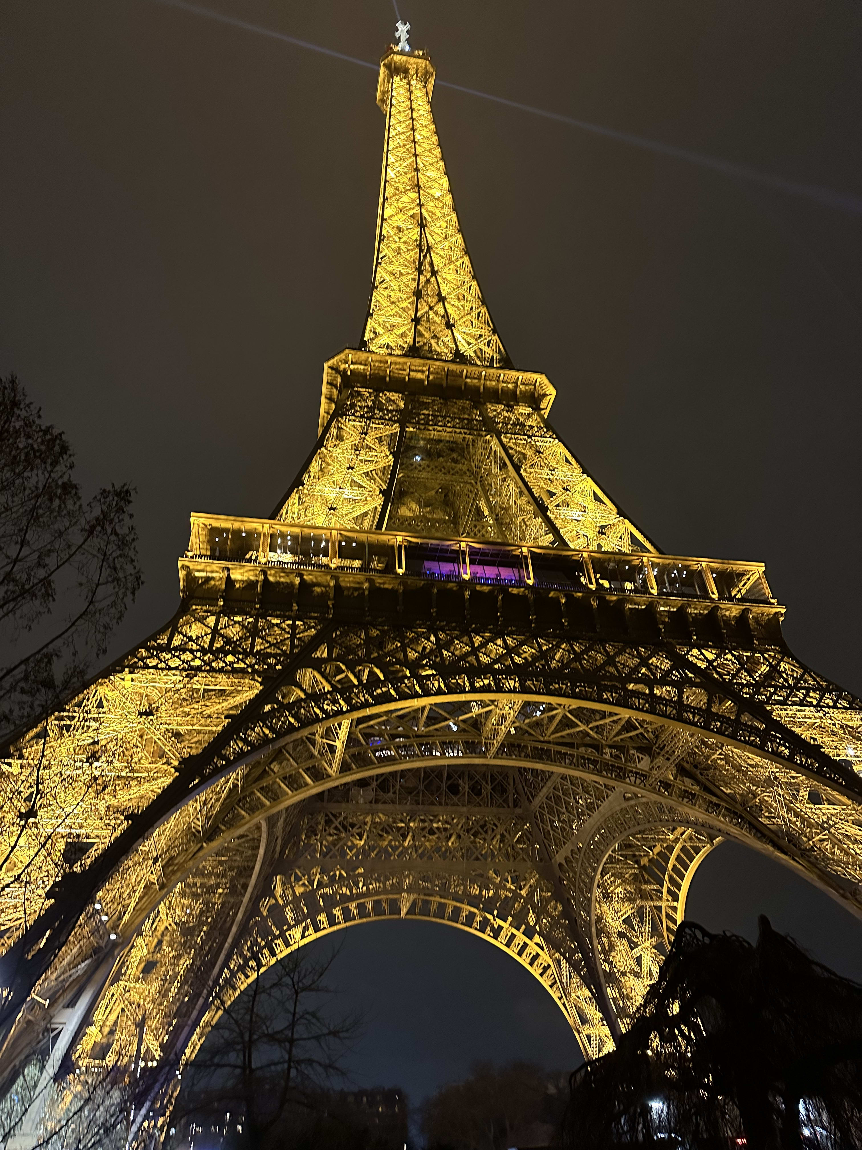 eiffel tower