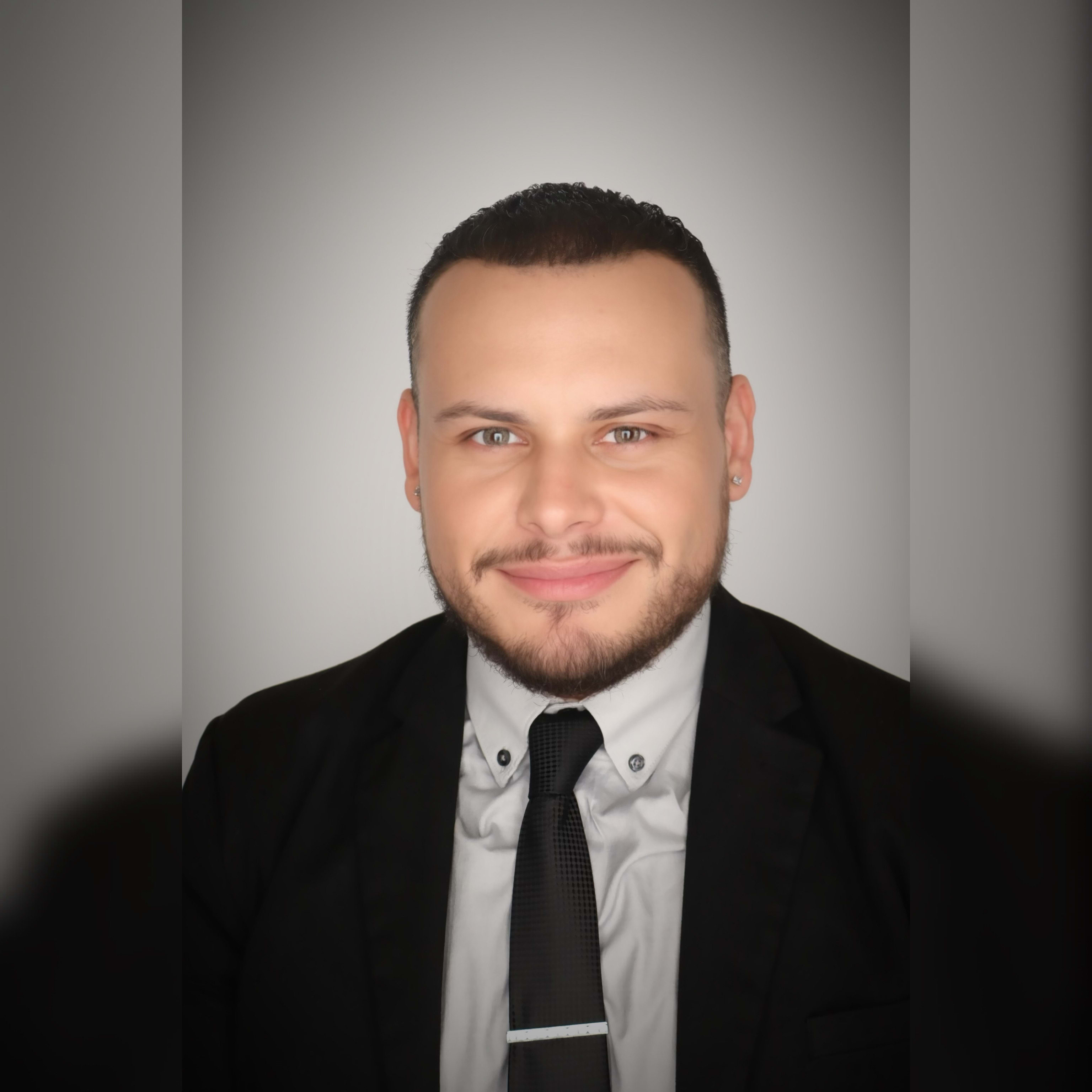 Advisor - Michael Chayanne Díaz