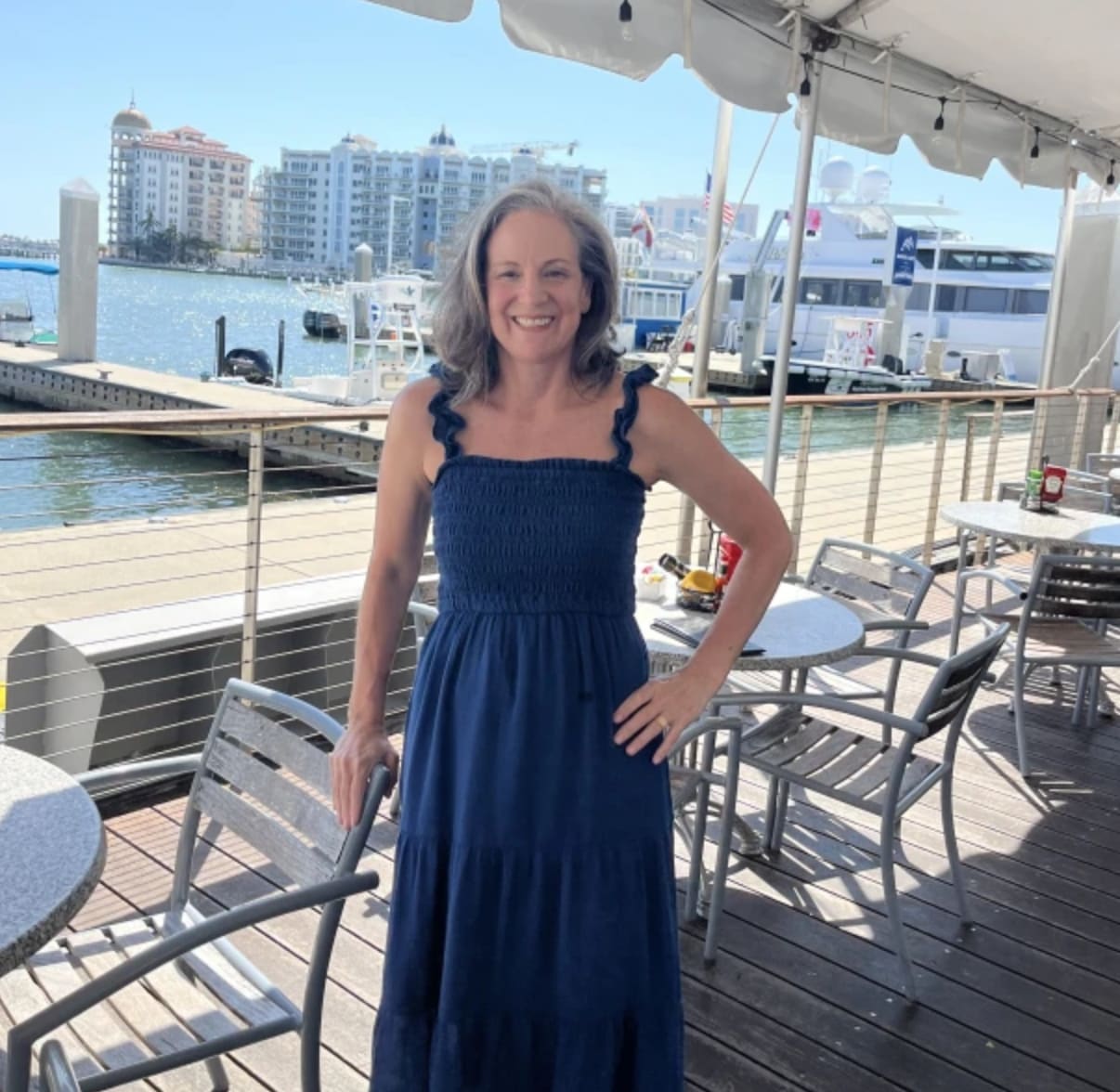 Laura Wells curated by Laura Wells