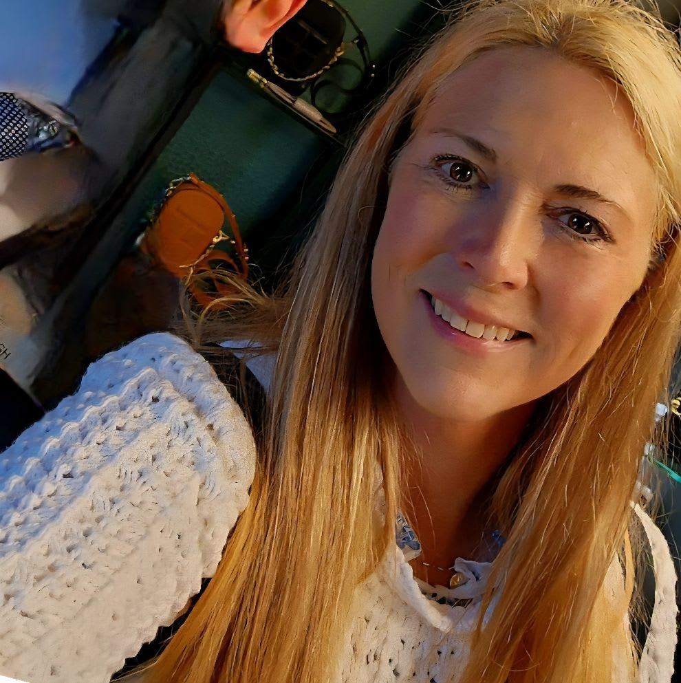 Advisor - Michelle Dye