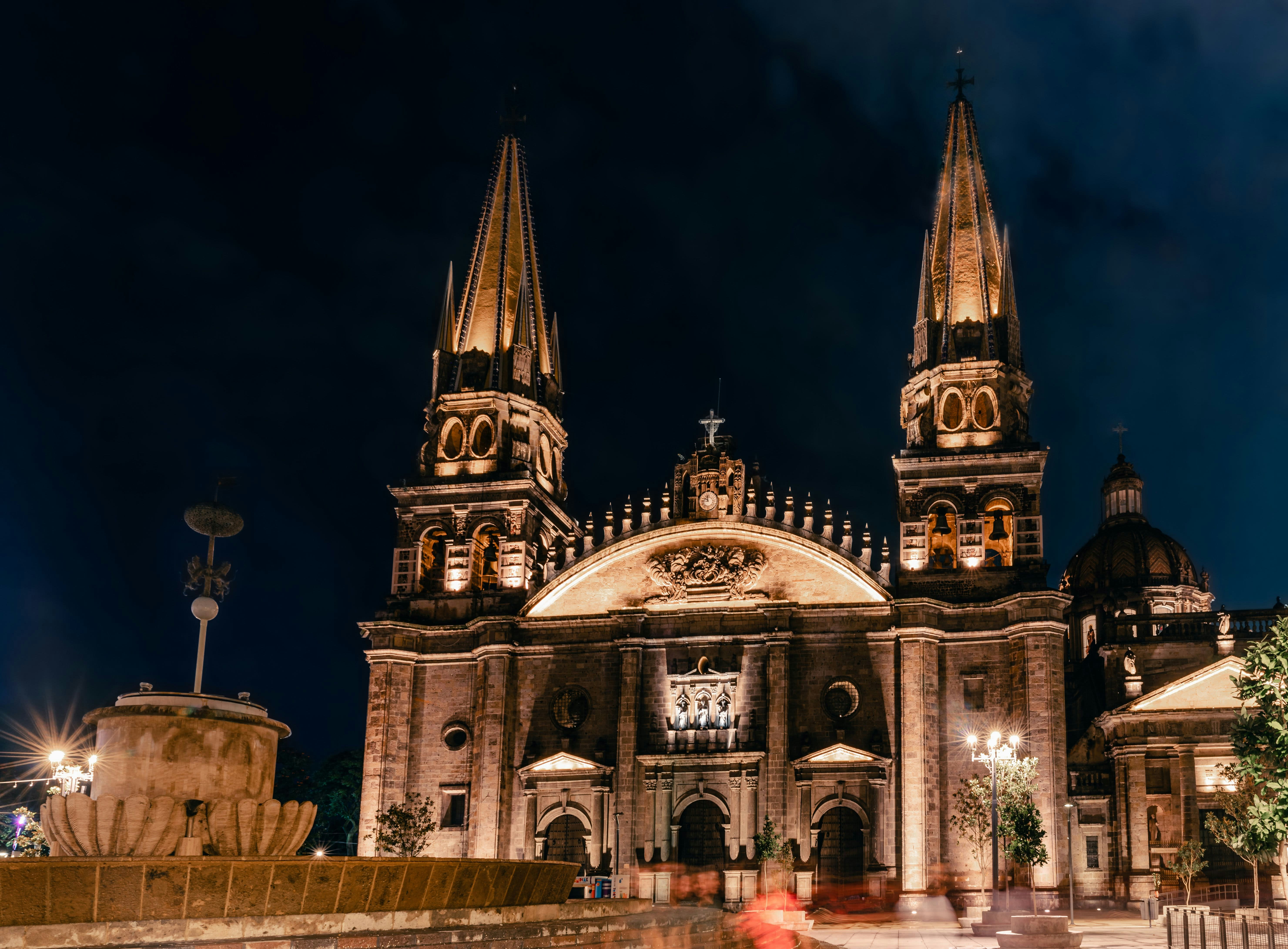 guadalajara at night