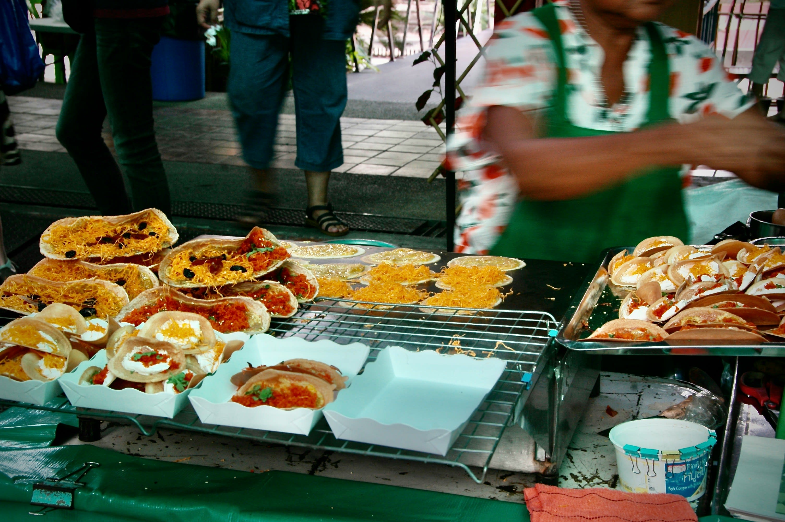 street vendor selling tacos 