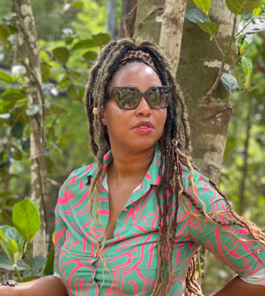 Advisor - Roxanne Williamson