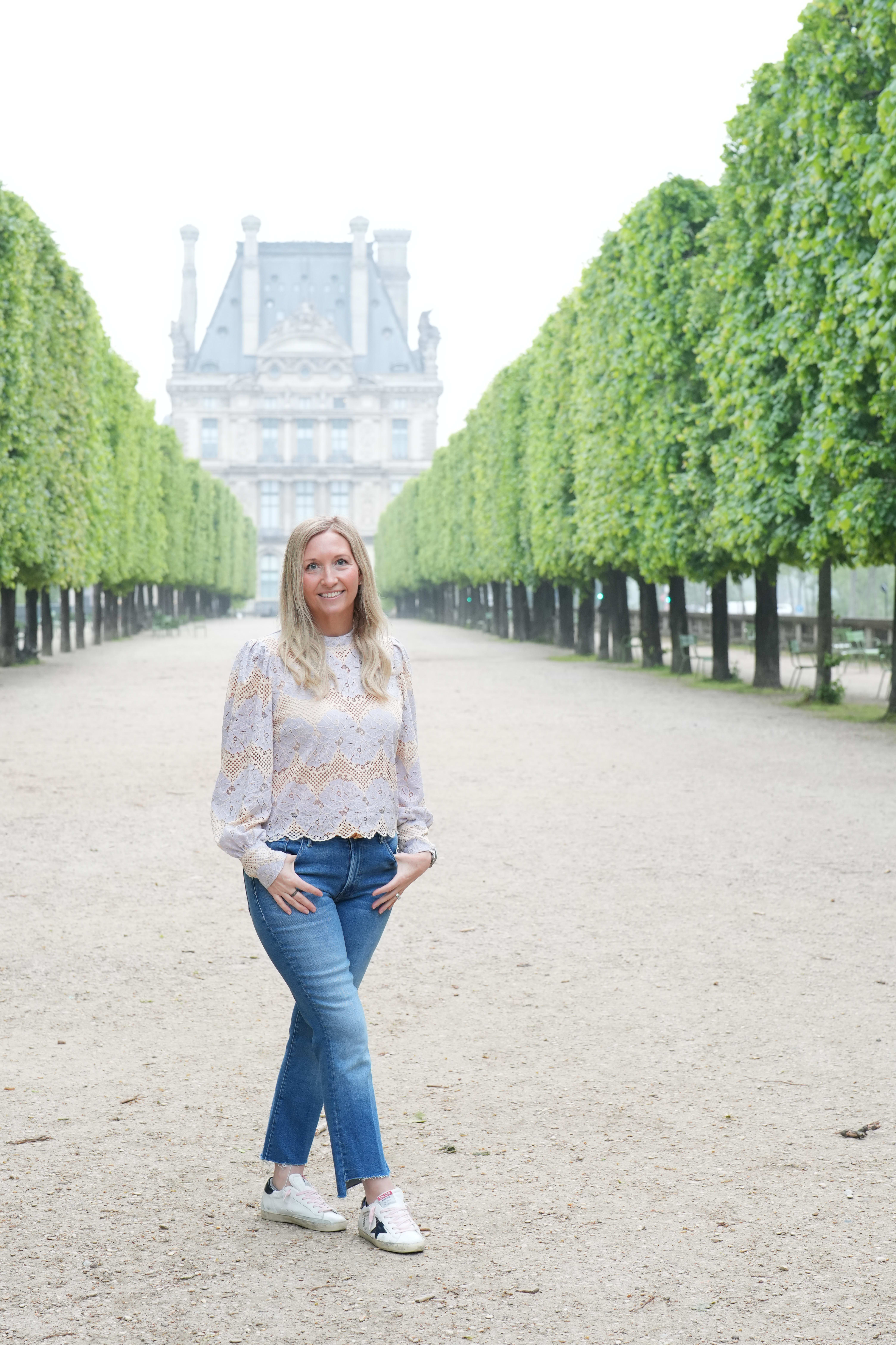 Fora Author - Erin Owens