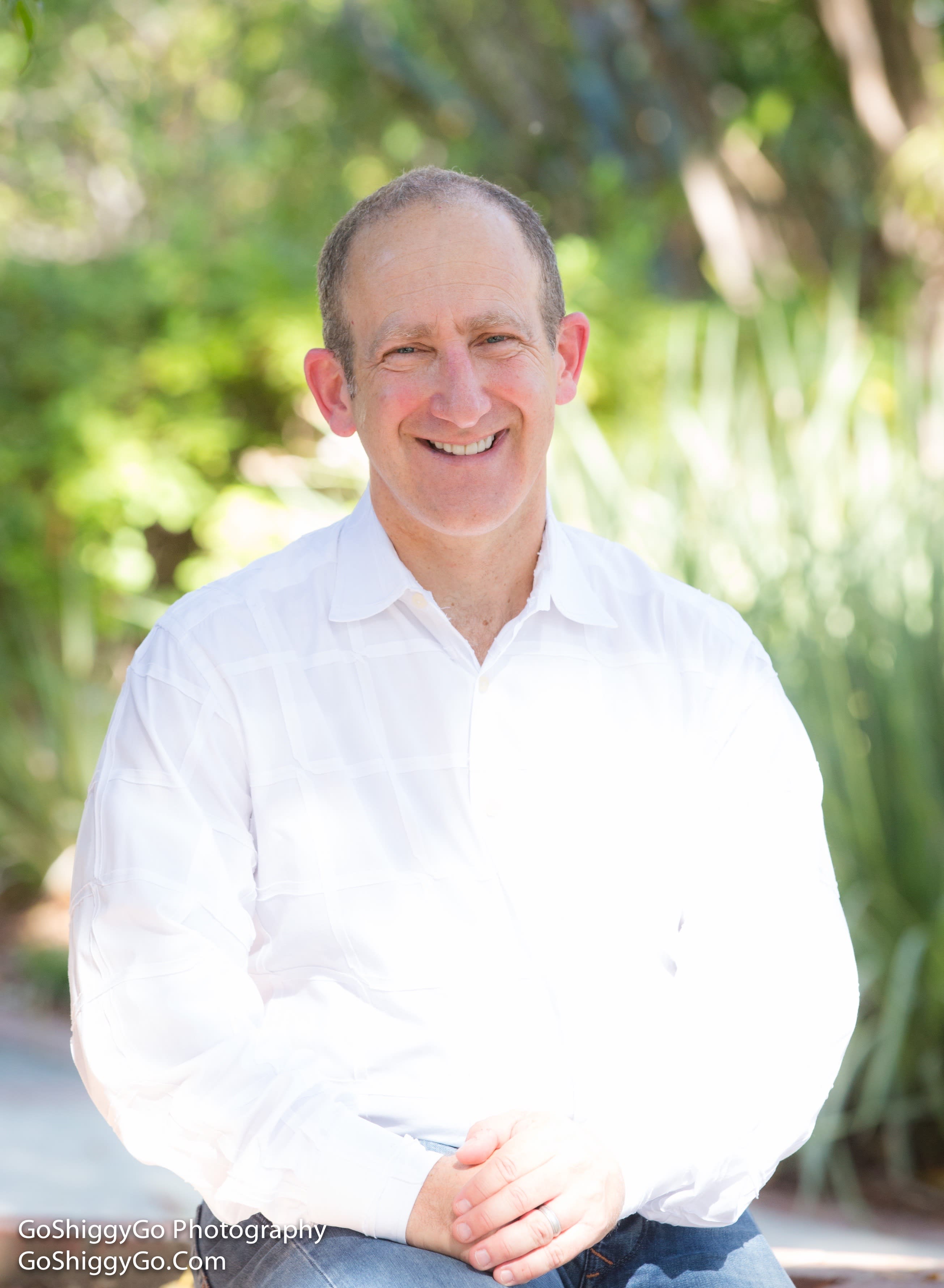 Fora Author - Derek Fromson