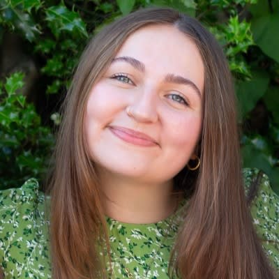 Fora Author - Lily Gasper