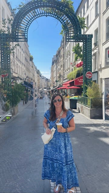 Fora Author - Emily Wilson