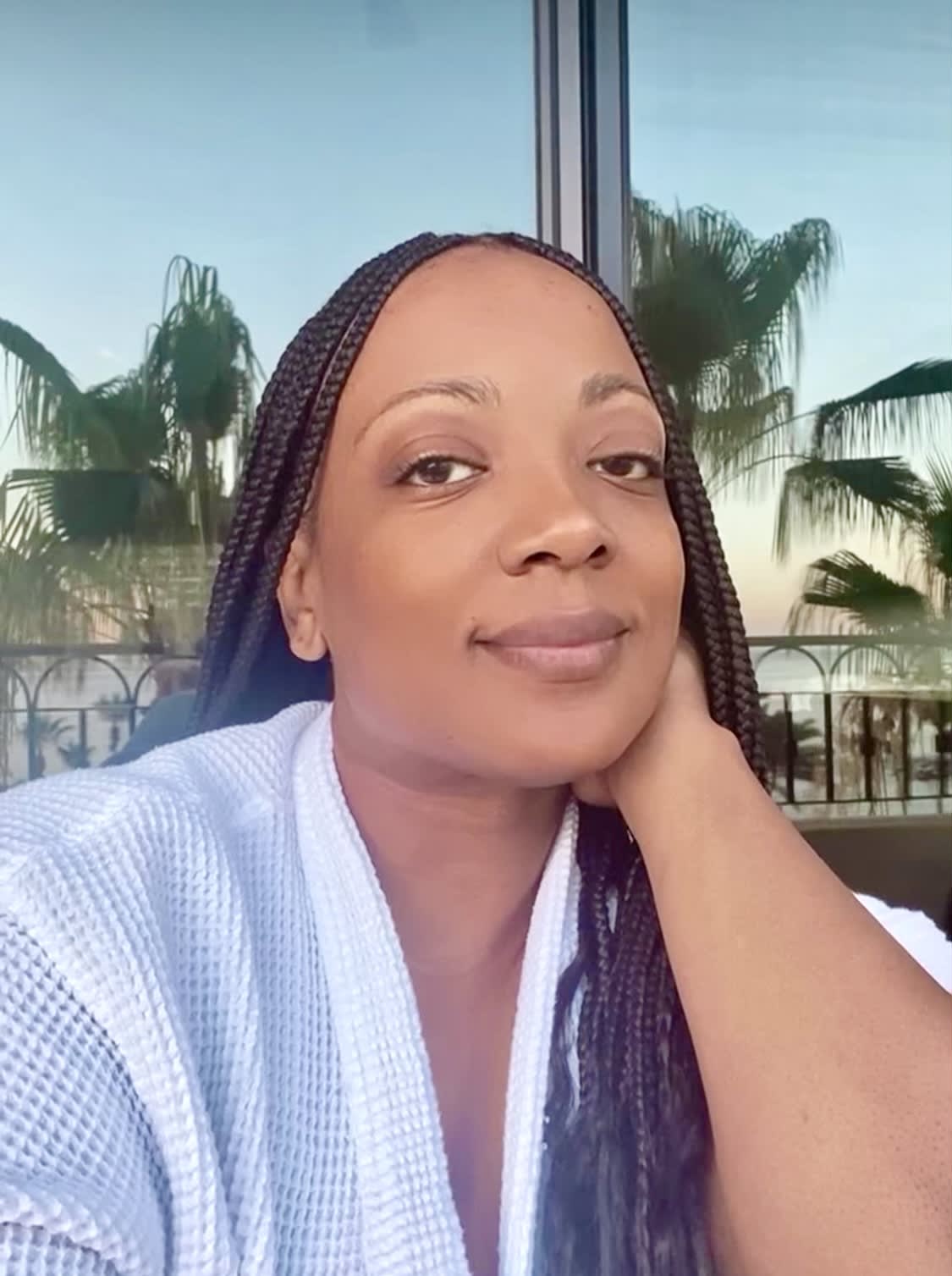 Advisor - Lolita Fox