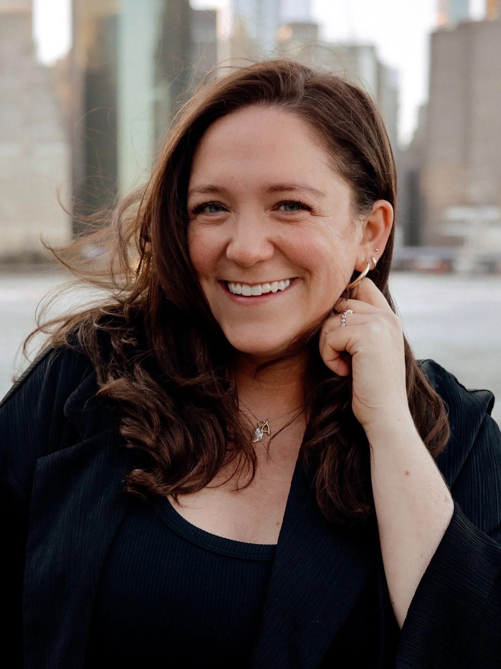 Fora Author Alexis Benveniste