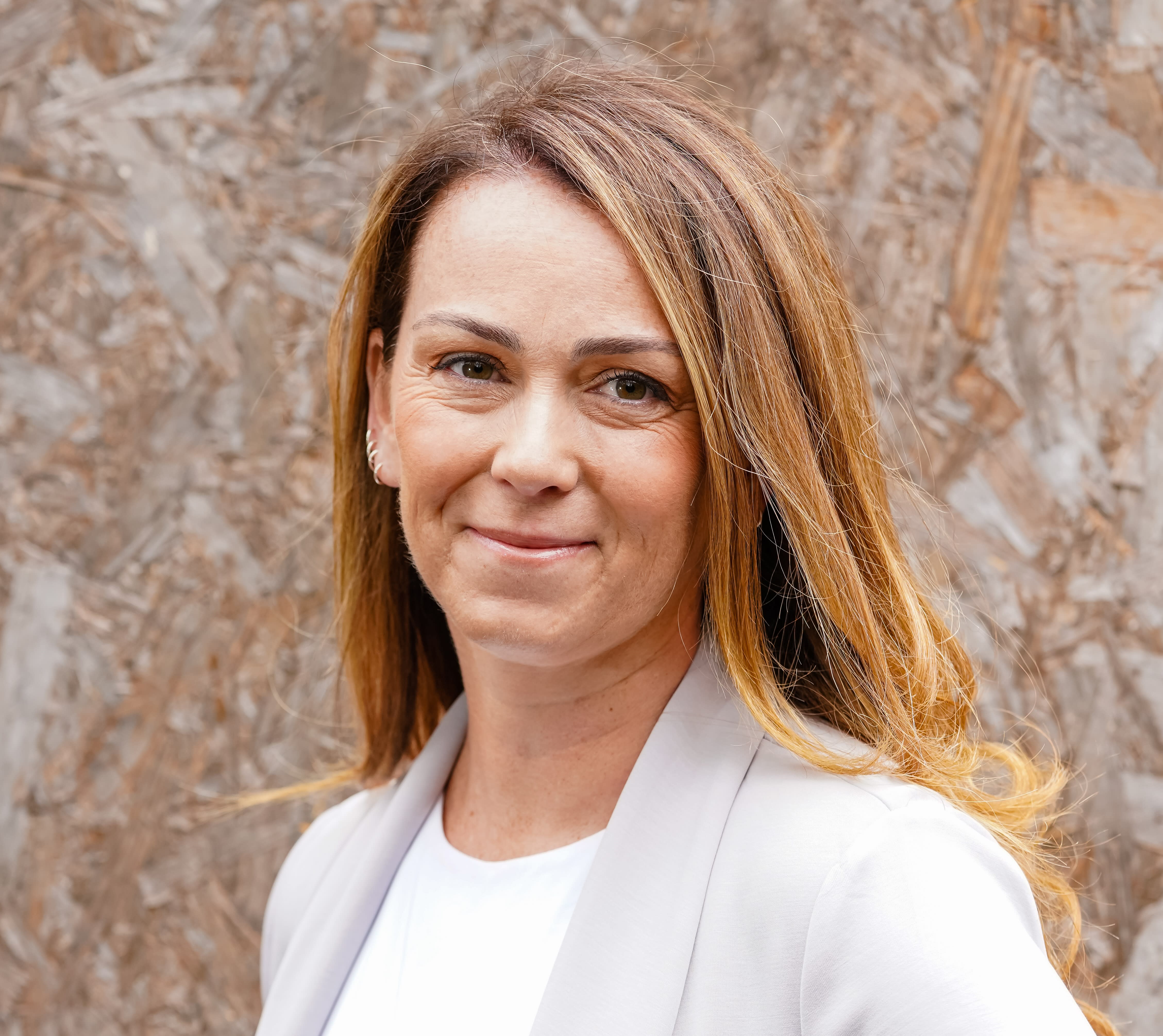 Fora Author - Danielle Mutovic