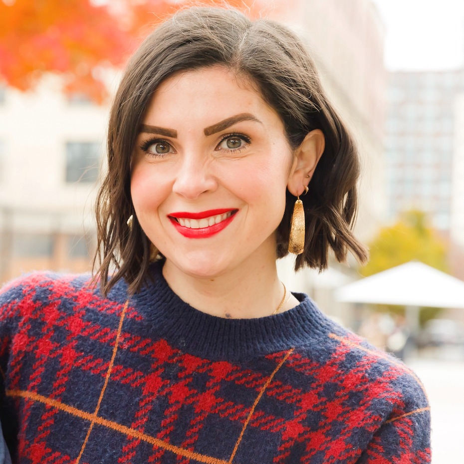 Travel Advisor - Lindsay Belfatto