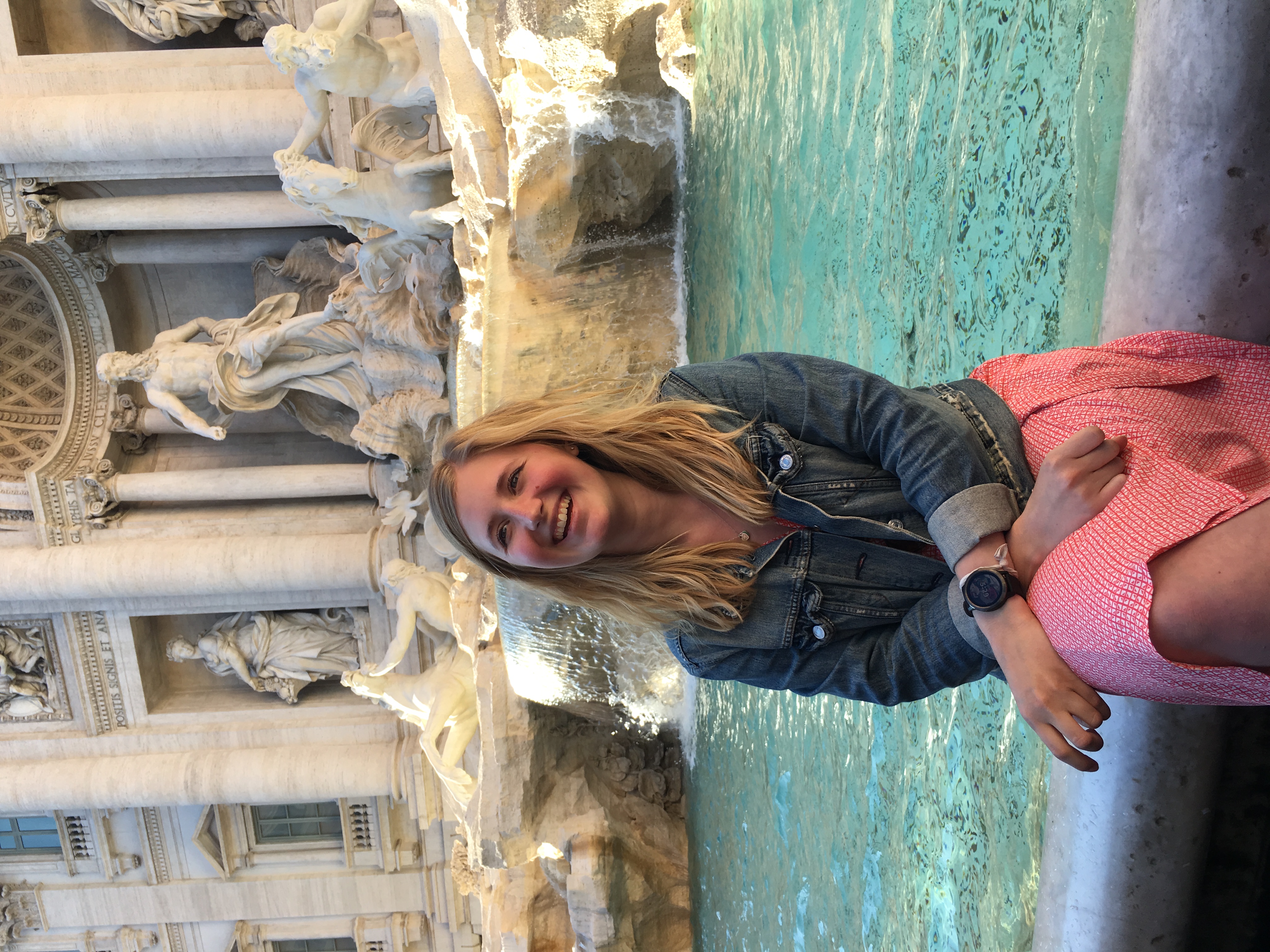 Advisor - Lexi Schou