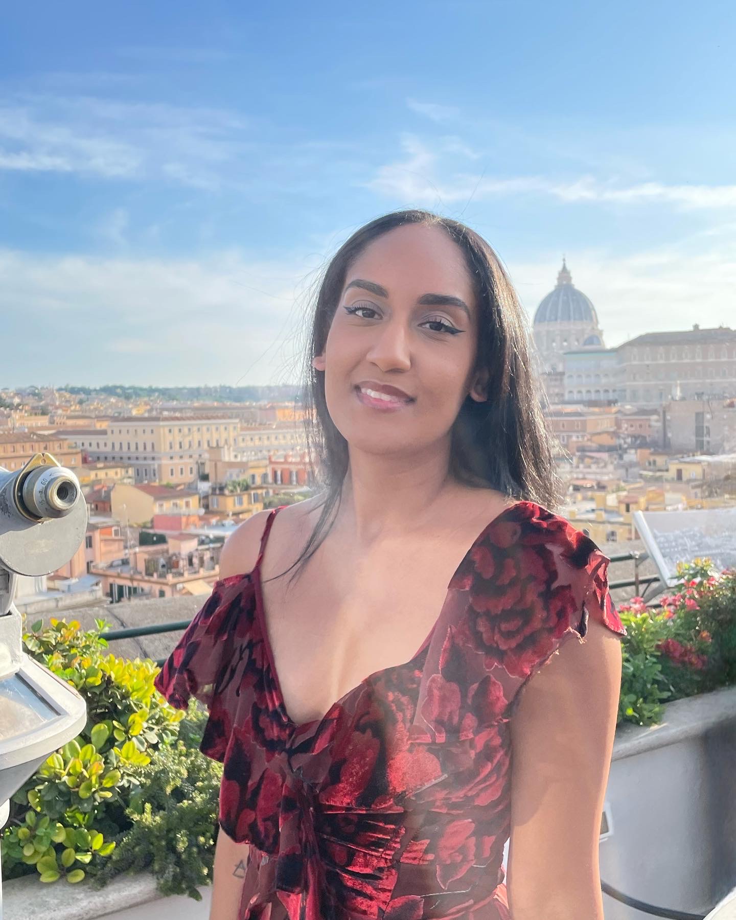 Advisor - Becca Santos