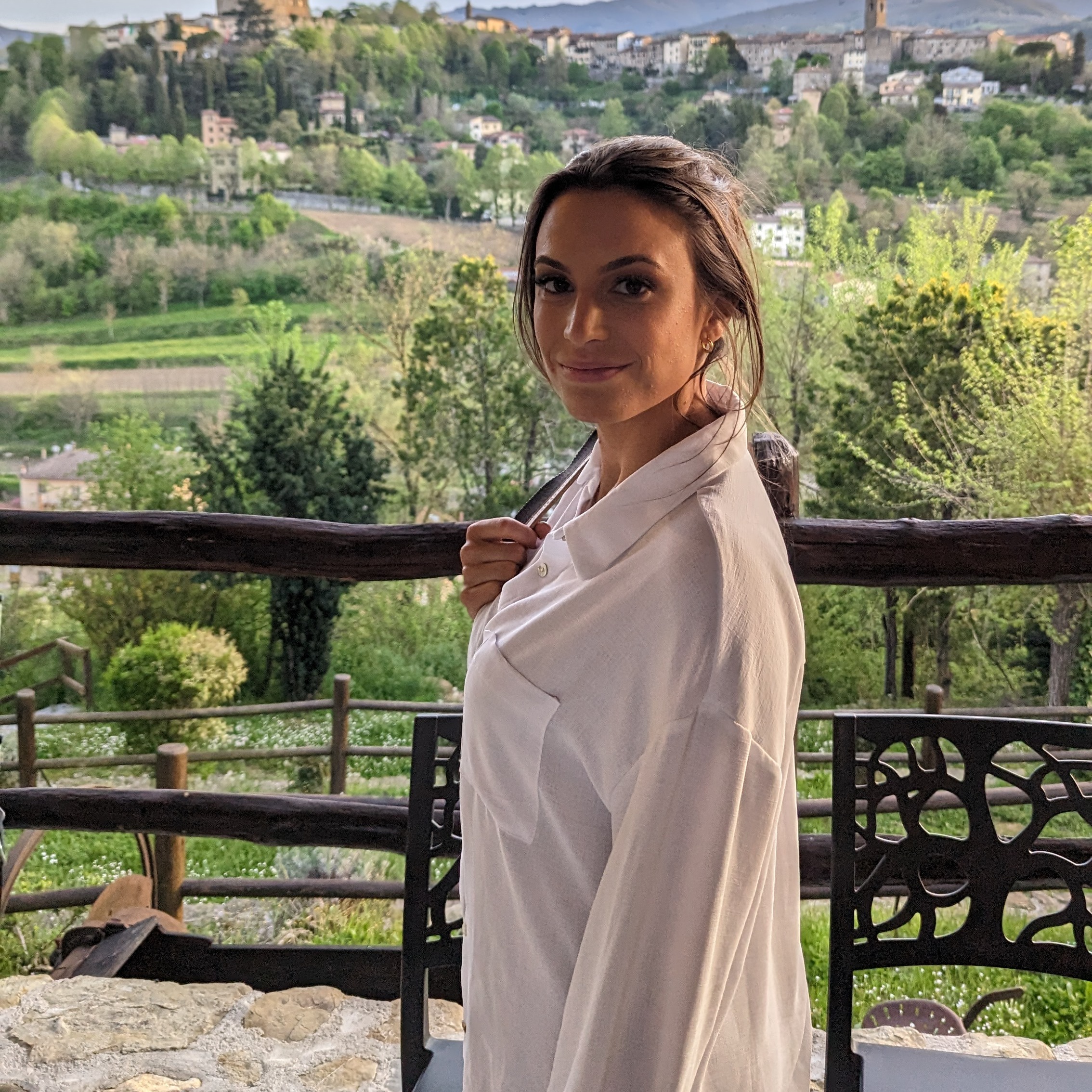 Advisor - Julia Ferraro