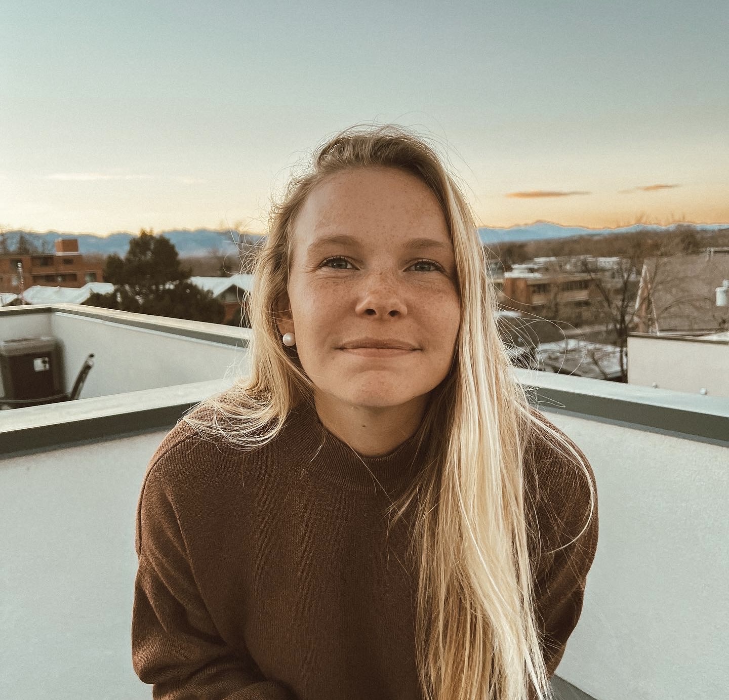 Advisor - Lindsey Bemis