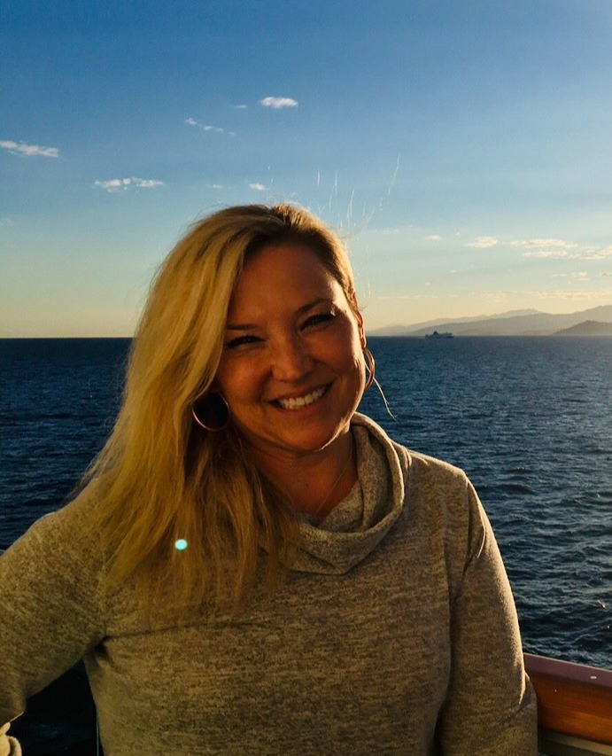 Advisor - Janelle Smith