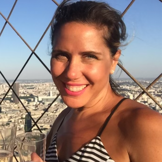 Fora Author - Susie Brandi