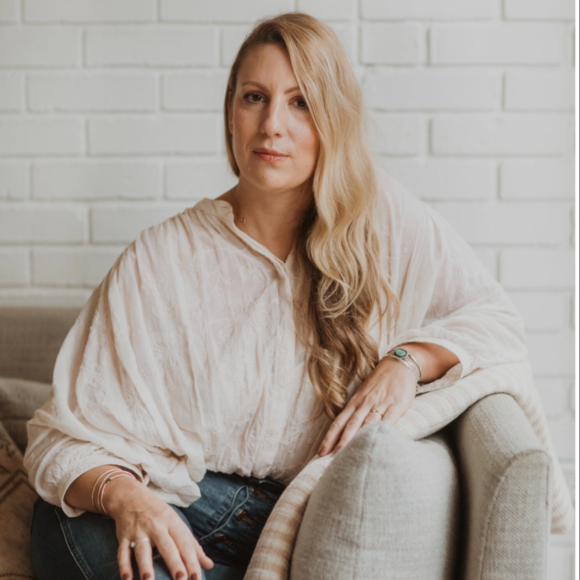 Advisor - Lesley Frascogna
