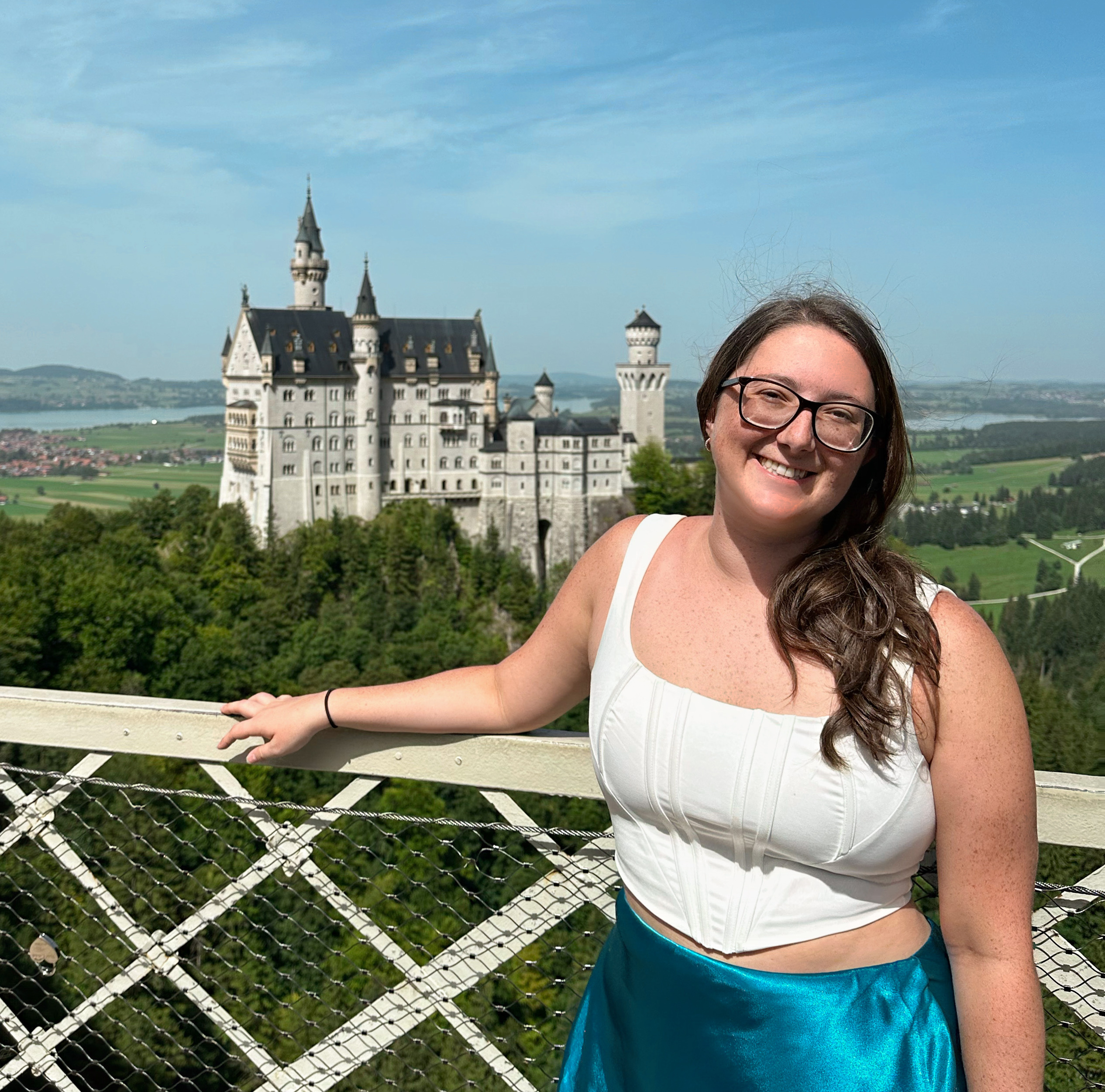 Advisor - Tessa Kelley