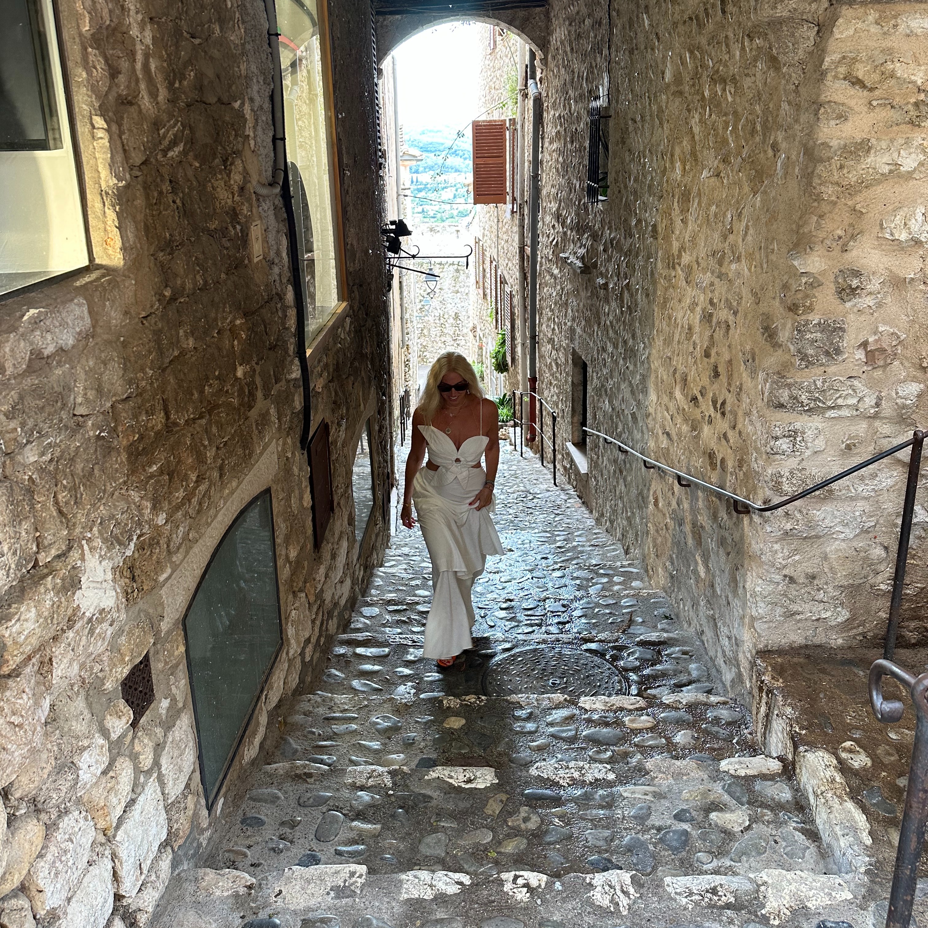 Nicole Papadopoulos curated by Nicole Papadopoulos