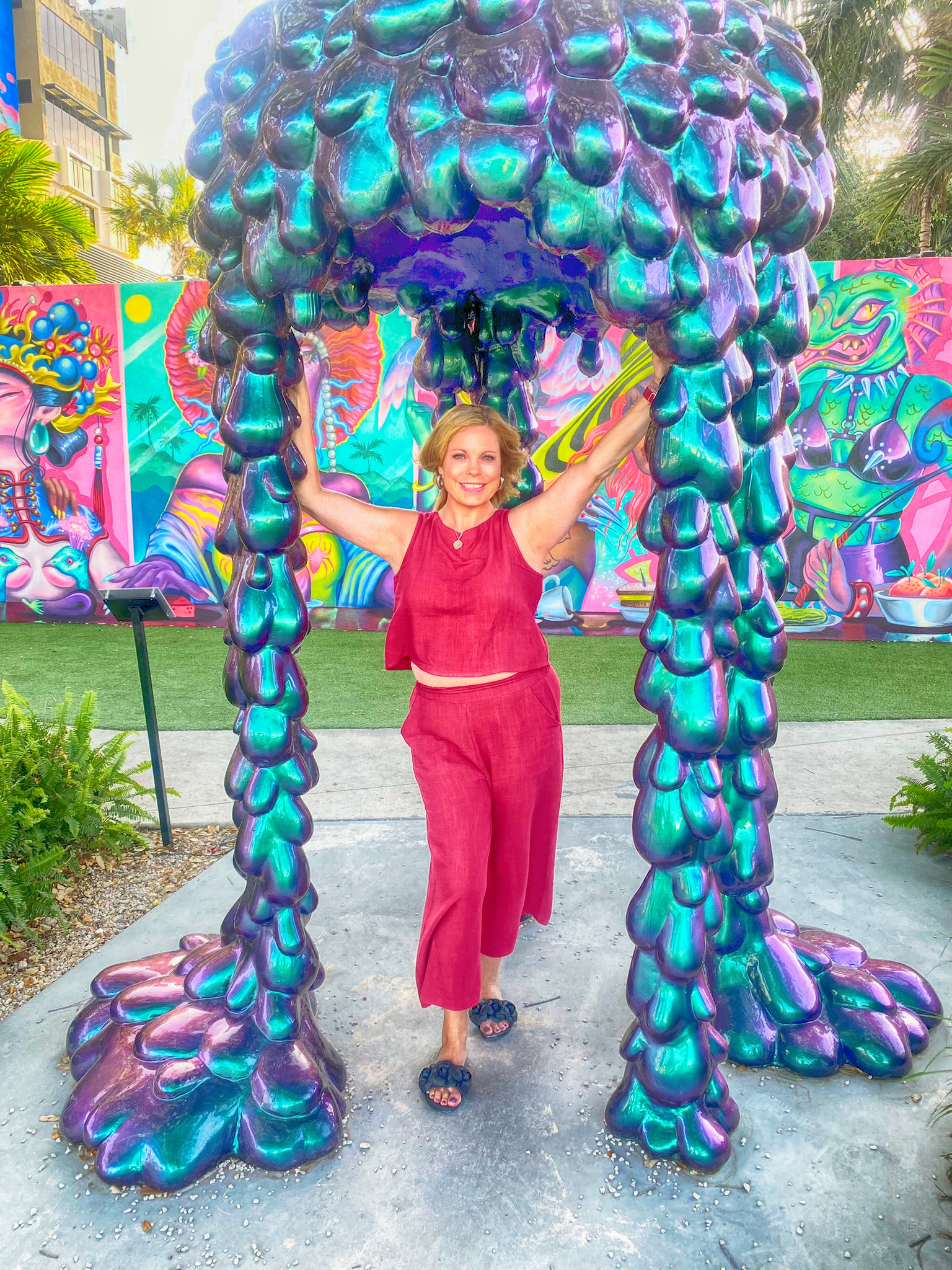 Fora Author - Kelley Davis