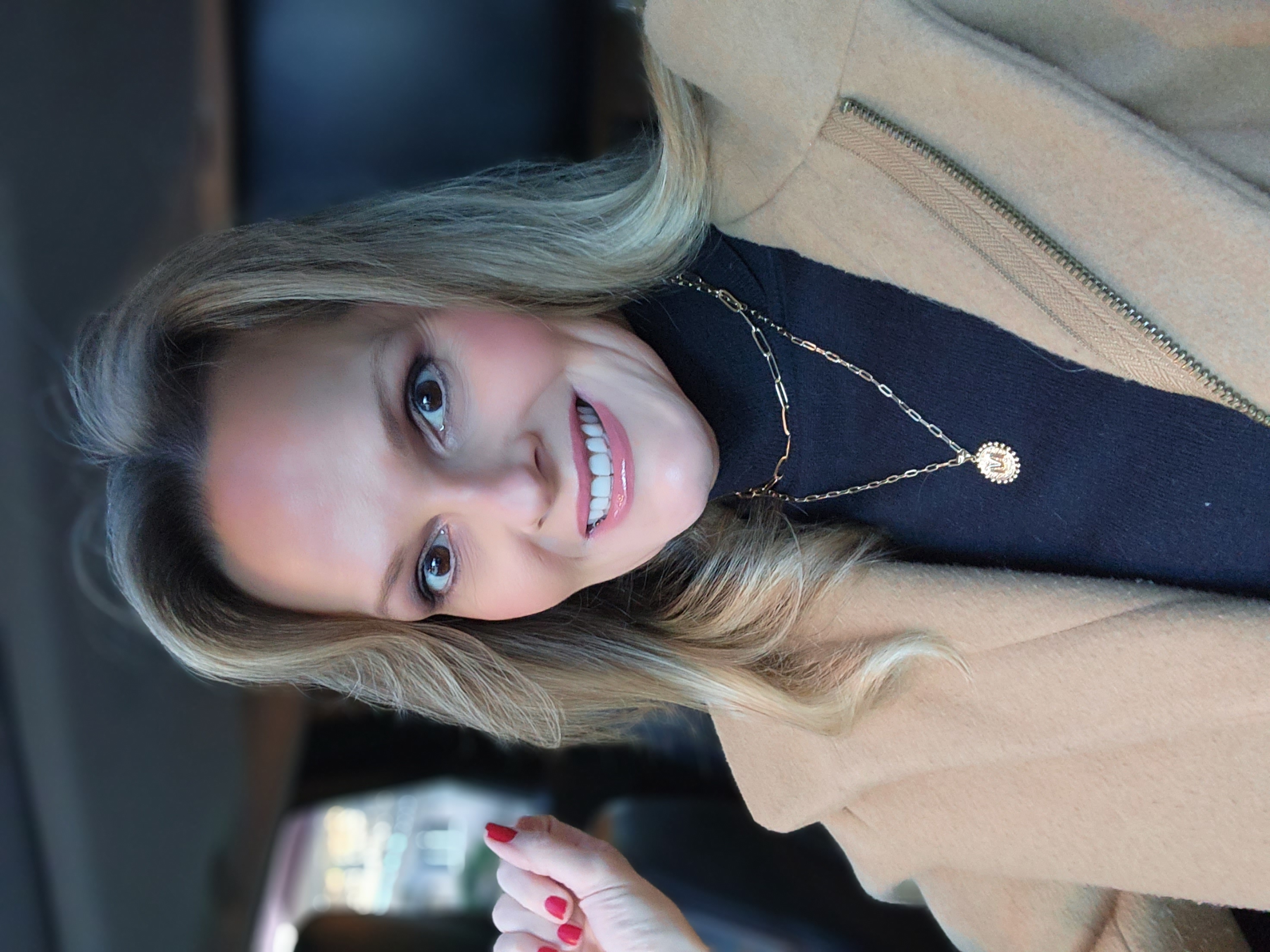 Fora Author - Melissa Armstrong