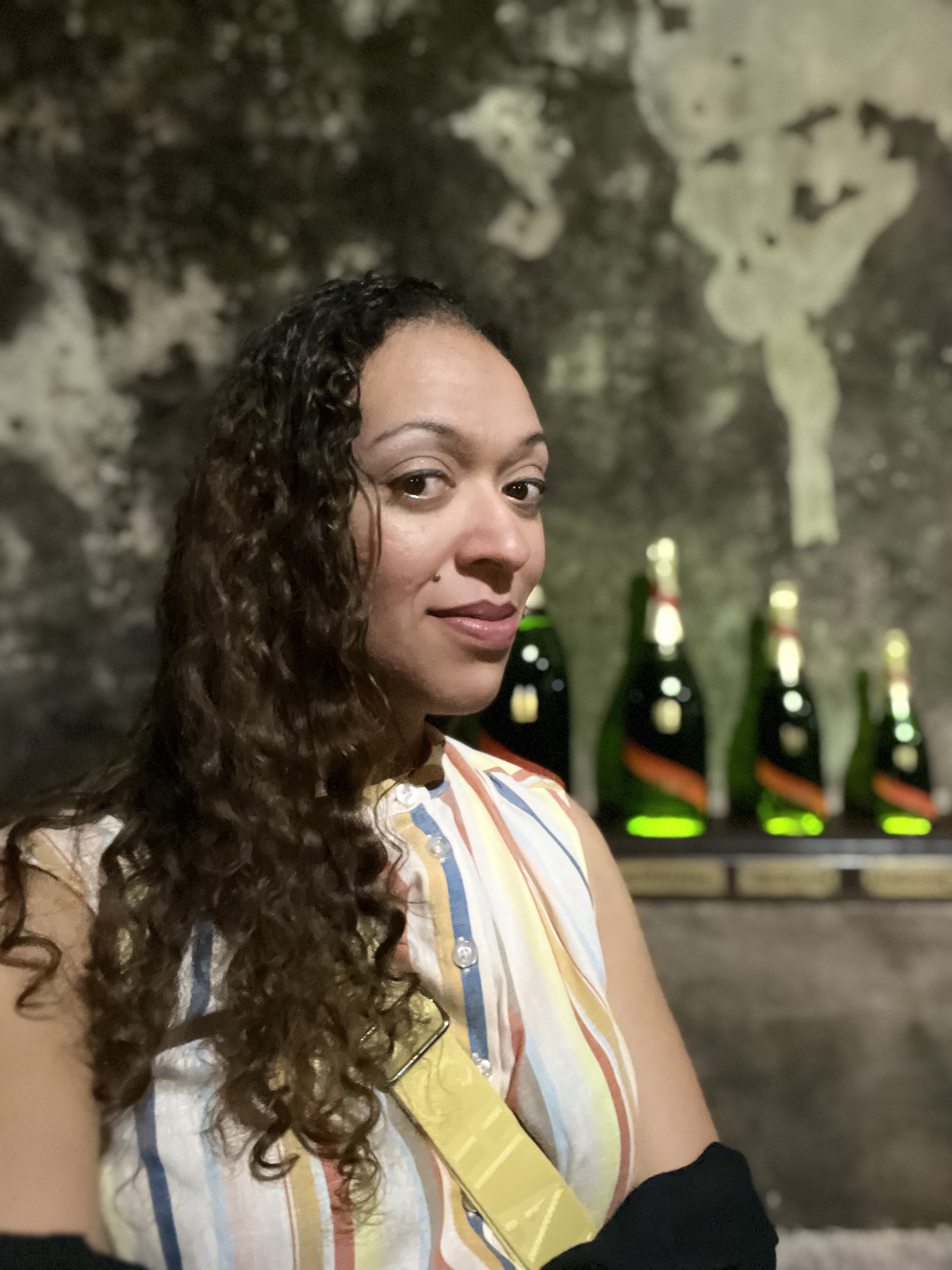 Fora Author - Angela Livingston