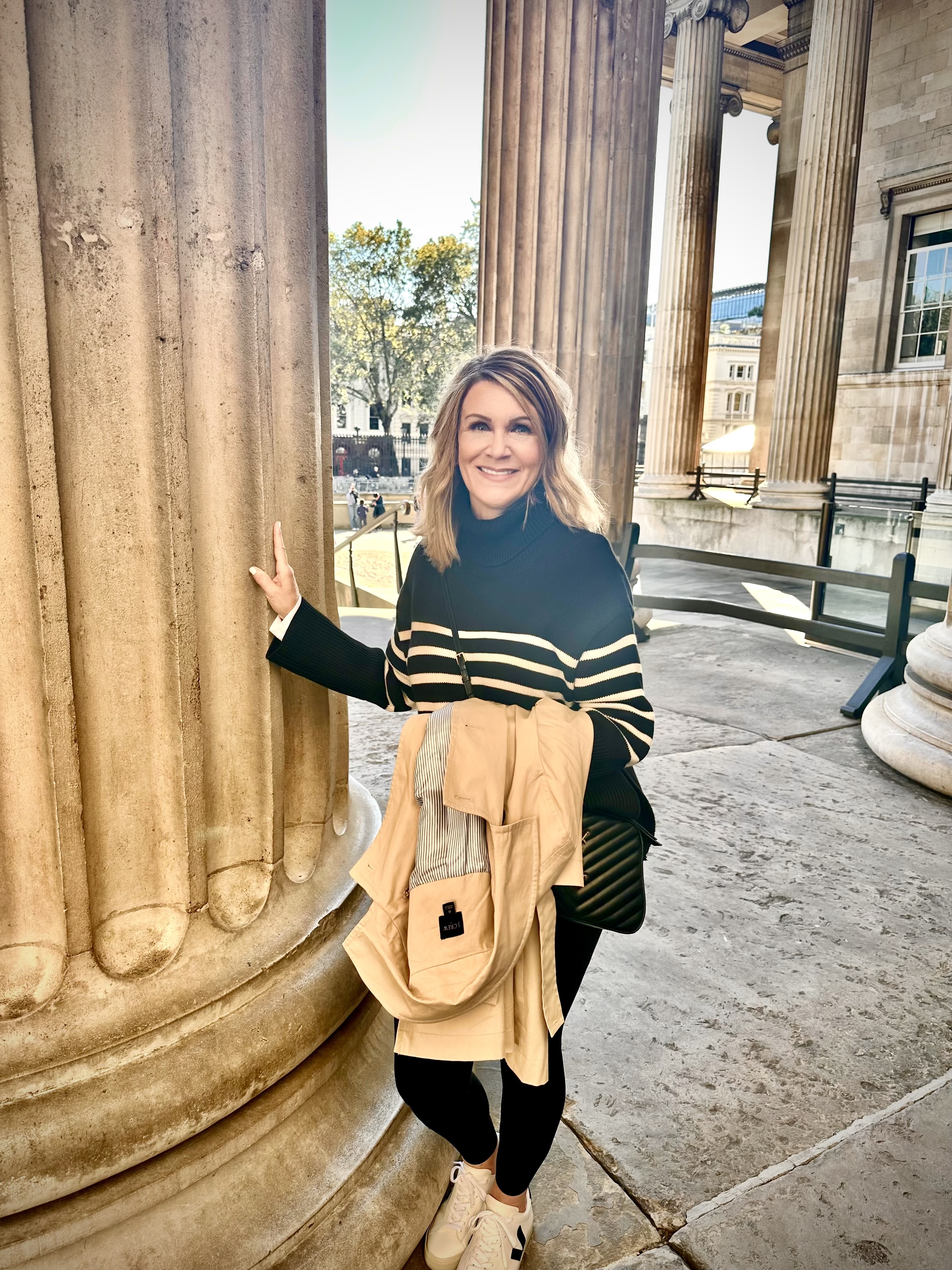 Fora Author - Julie Hansen