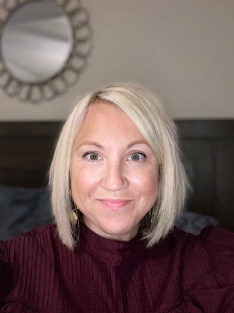 Fora Author - Katie Titler