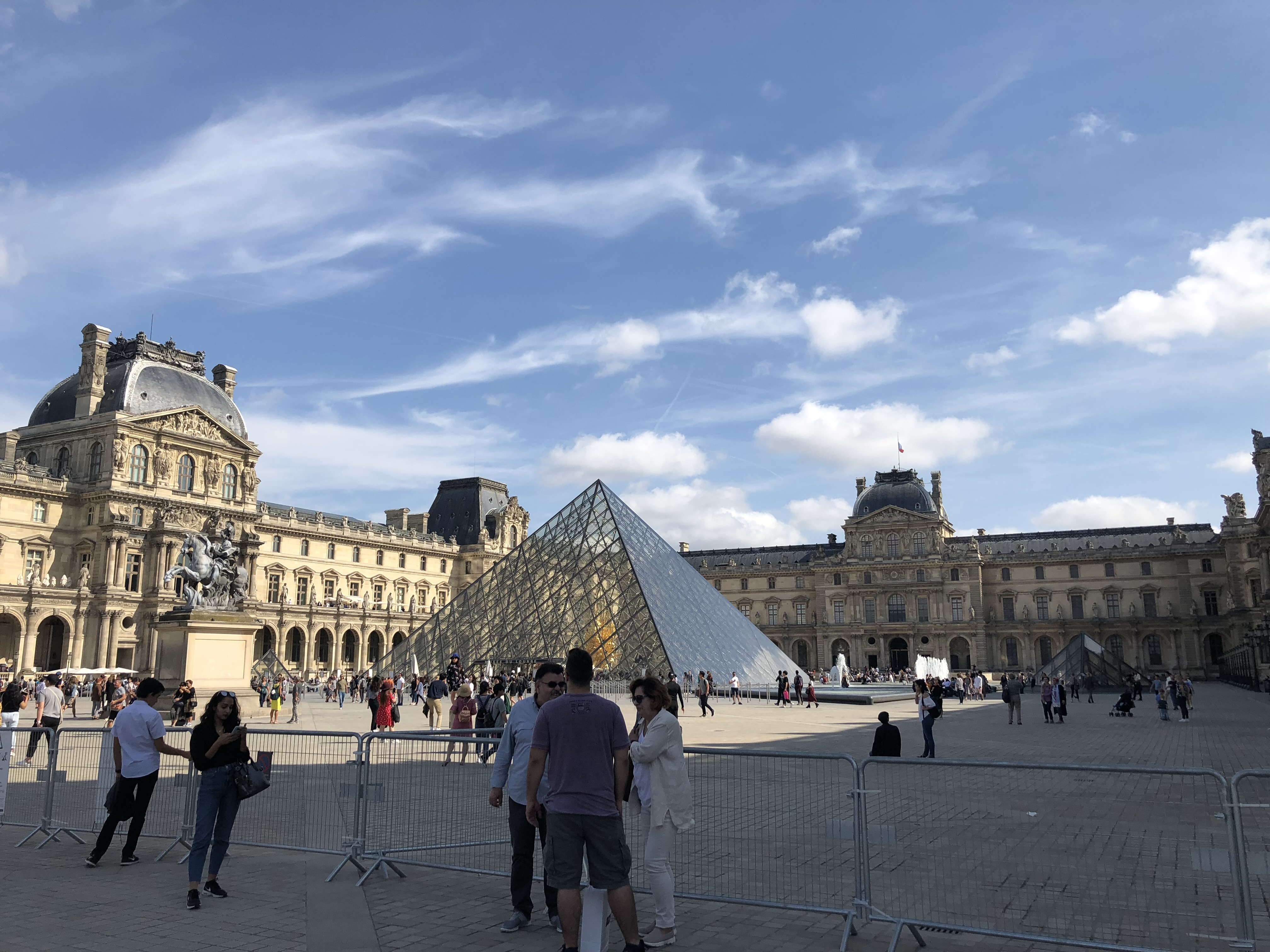 Lourve in Paris.