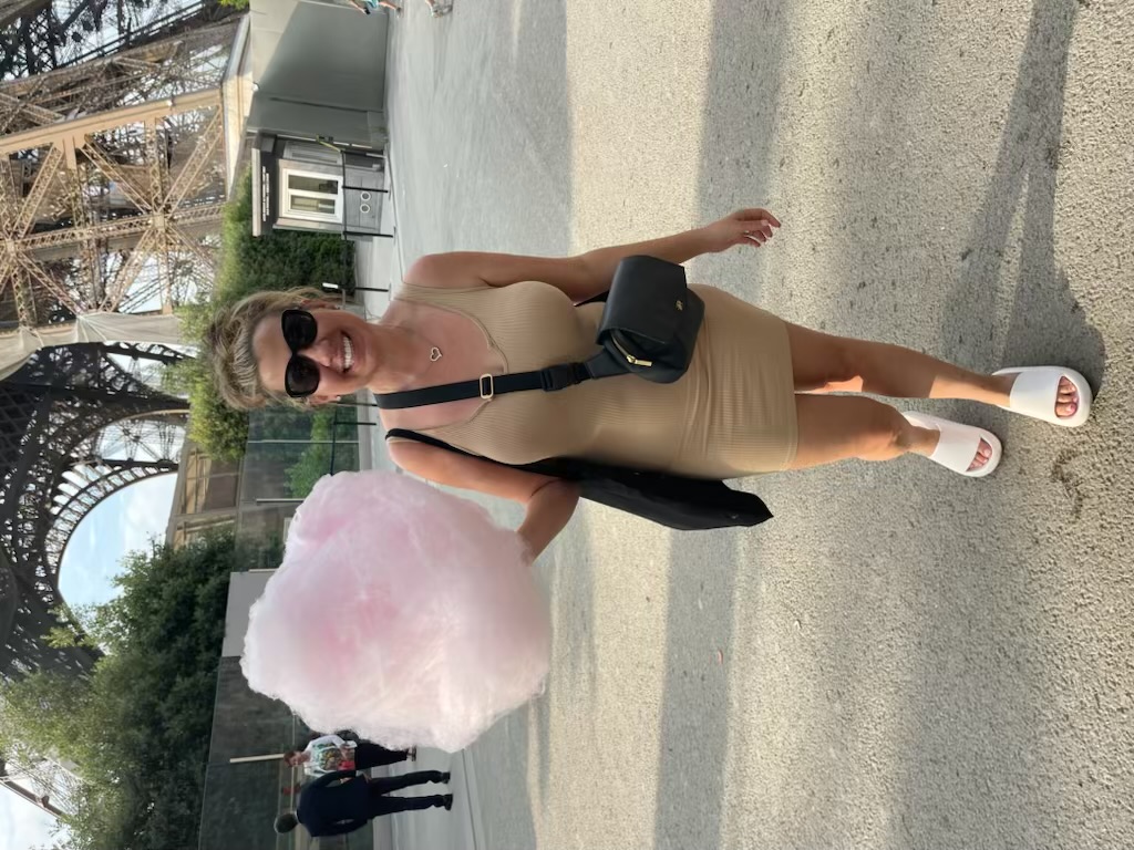 Fora Author - Carissa Deats