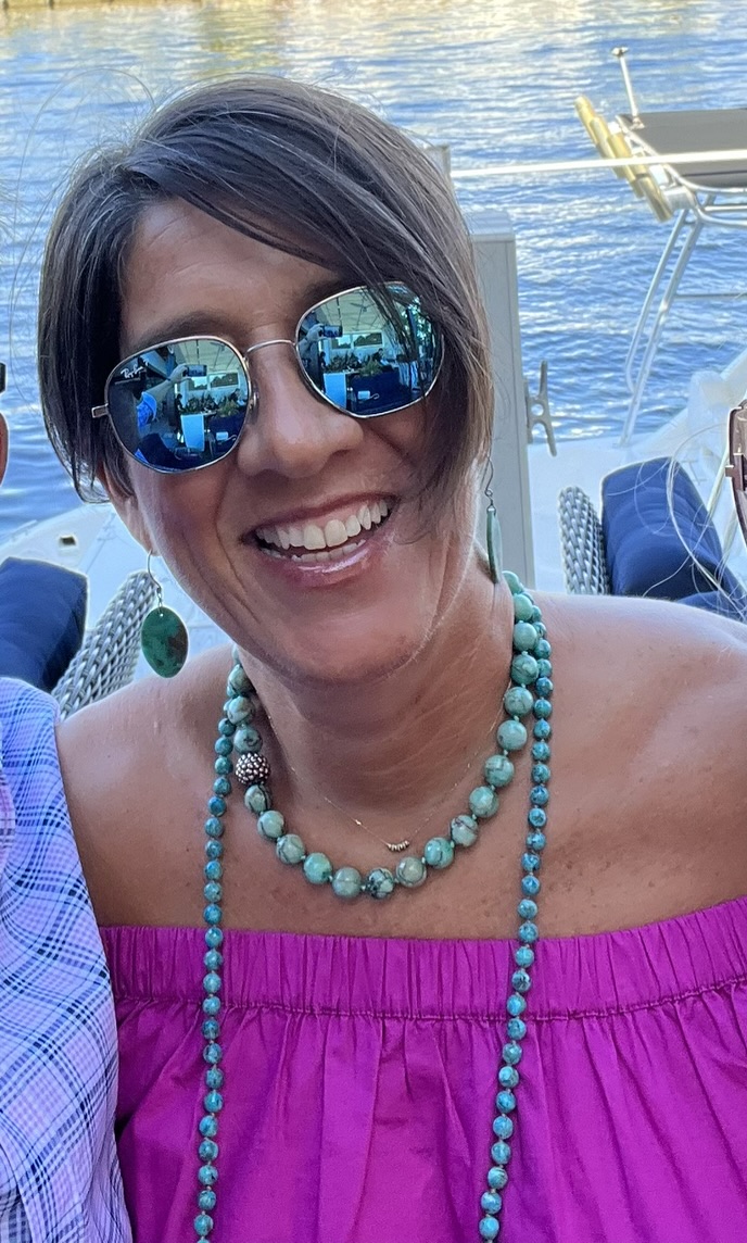 Travel Advisor - Mary Ann Knaus