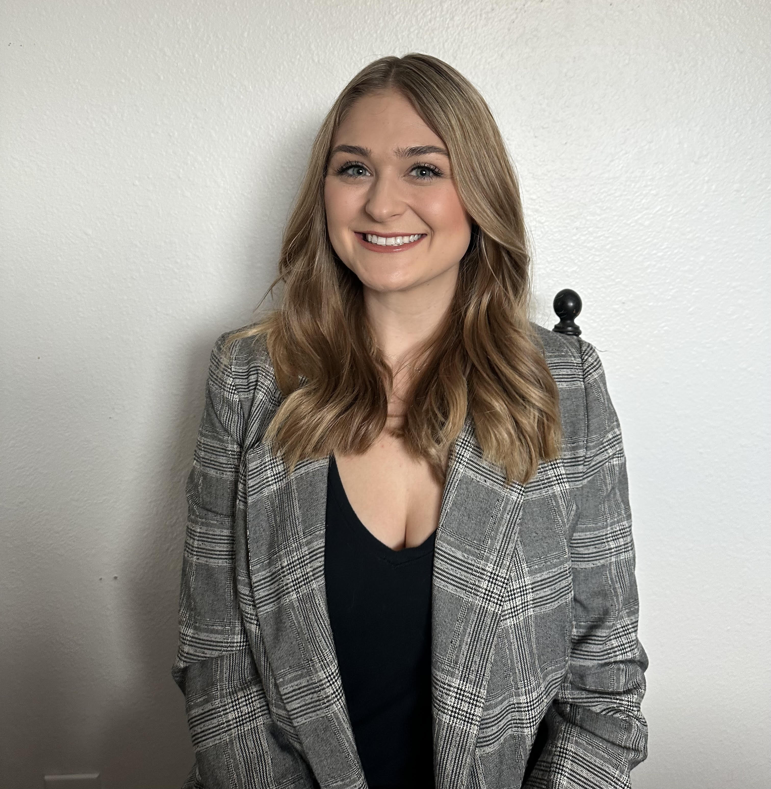 Advisor - Mallery Finch