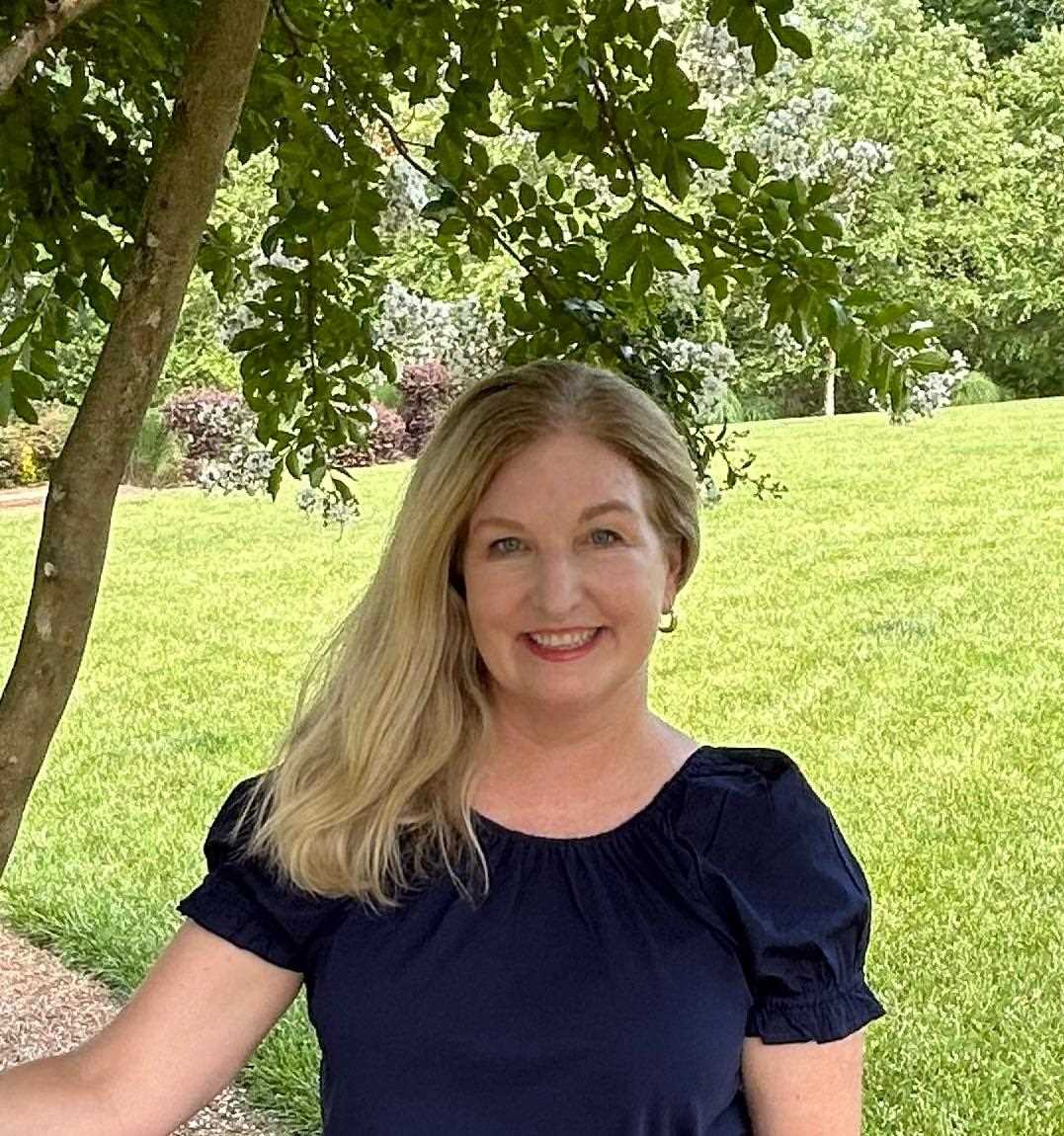 Advisor - Emily Fultz