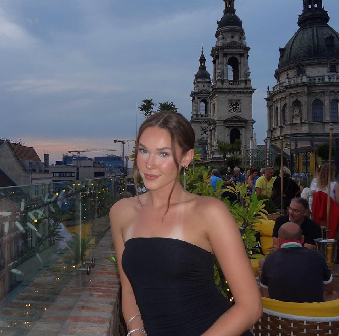Advisor - Isabella Borden