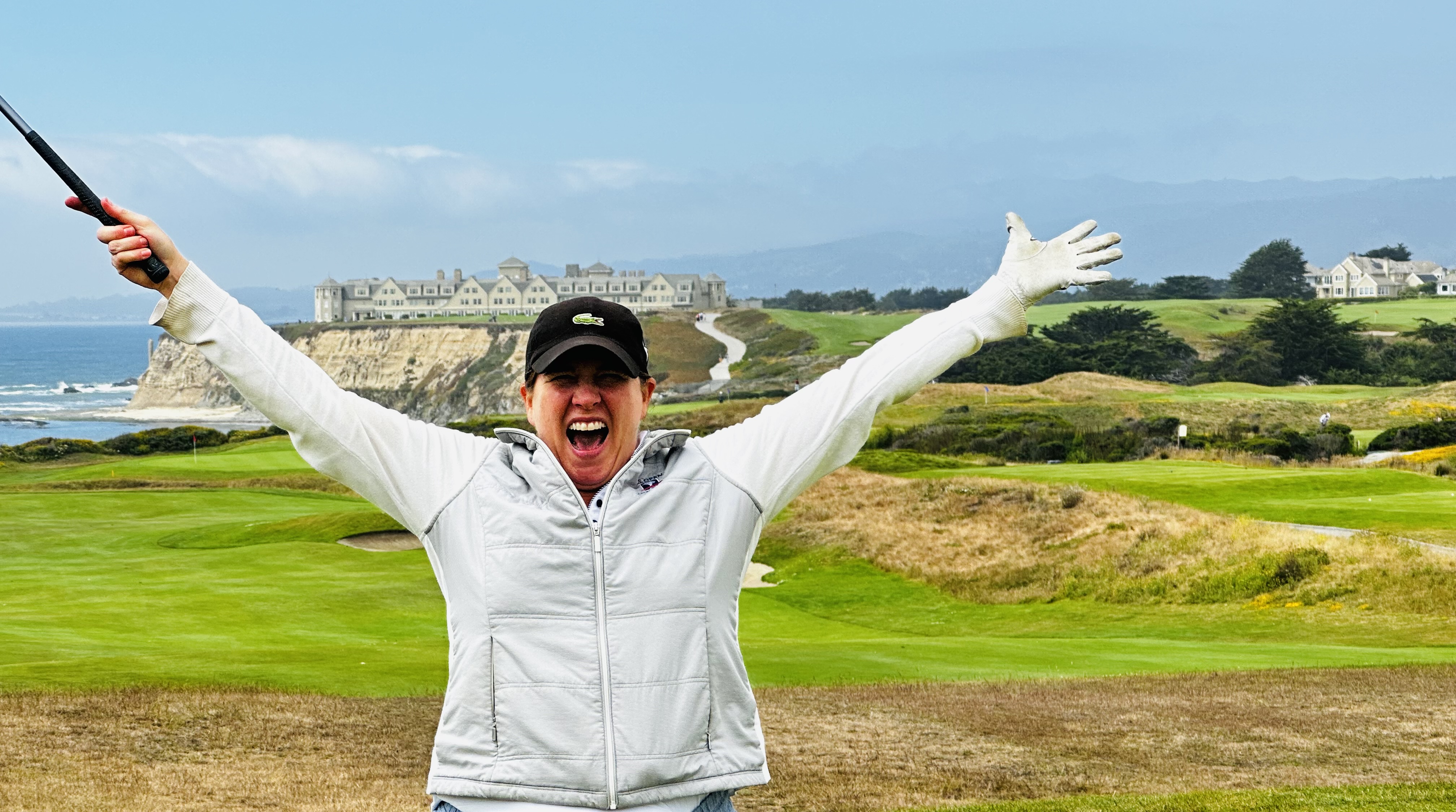 A photo of the Advisor on a golf course on a sunny day.