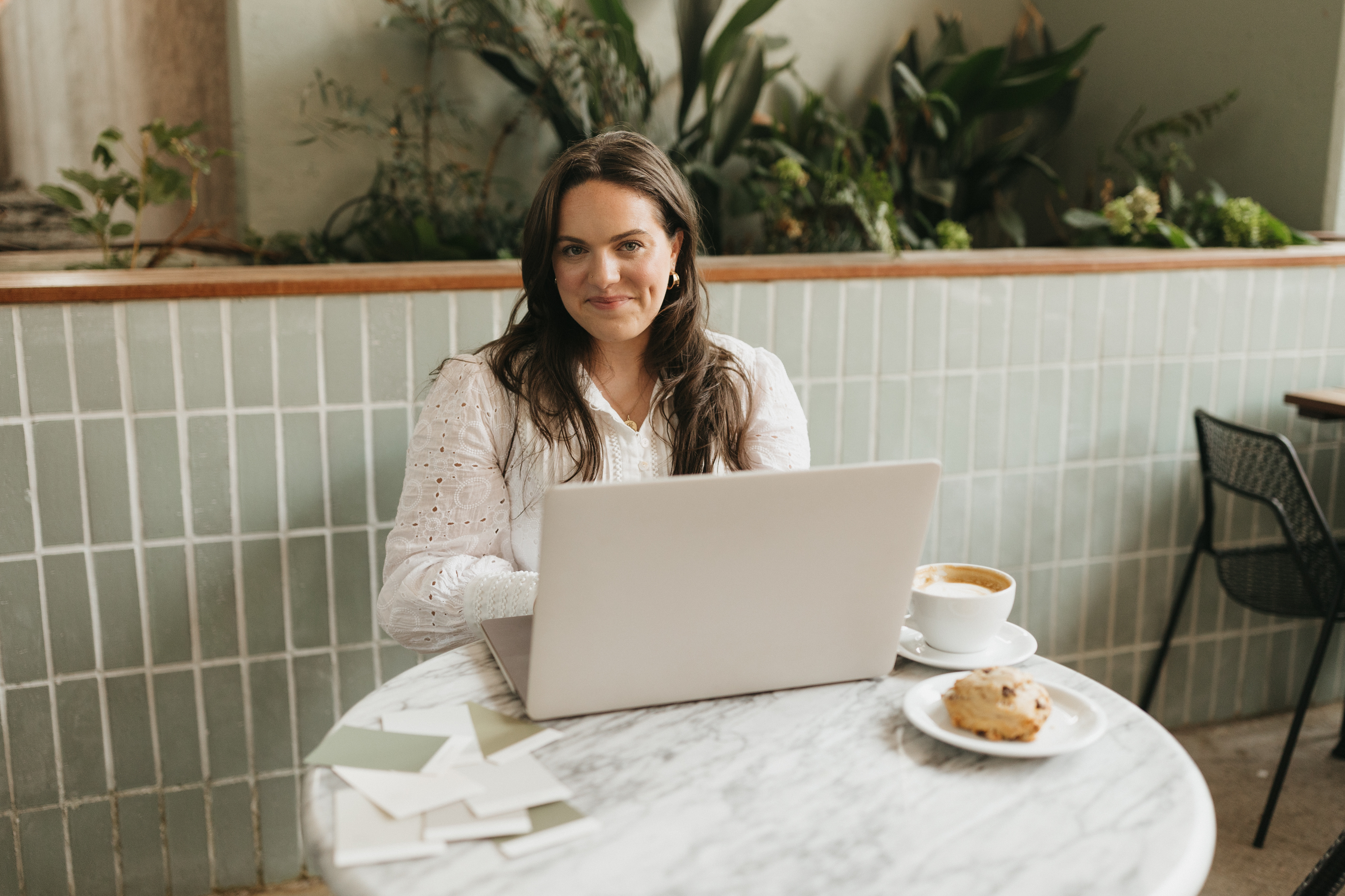 Fora Author - Hannah Metzler