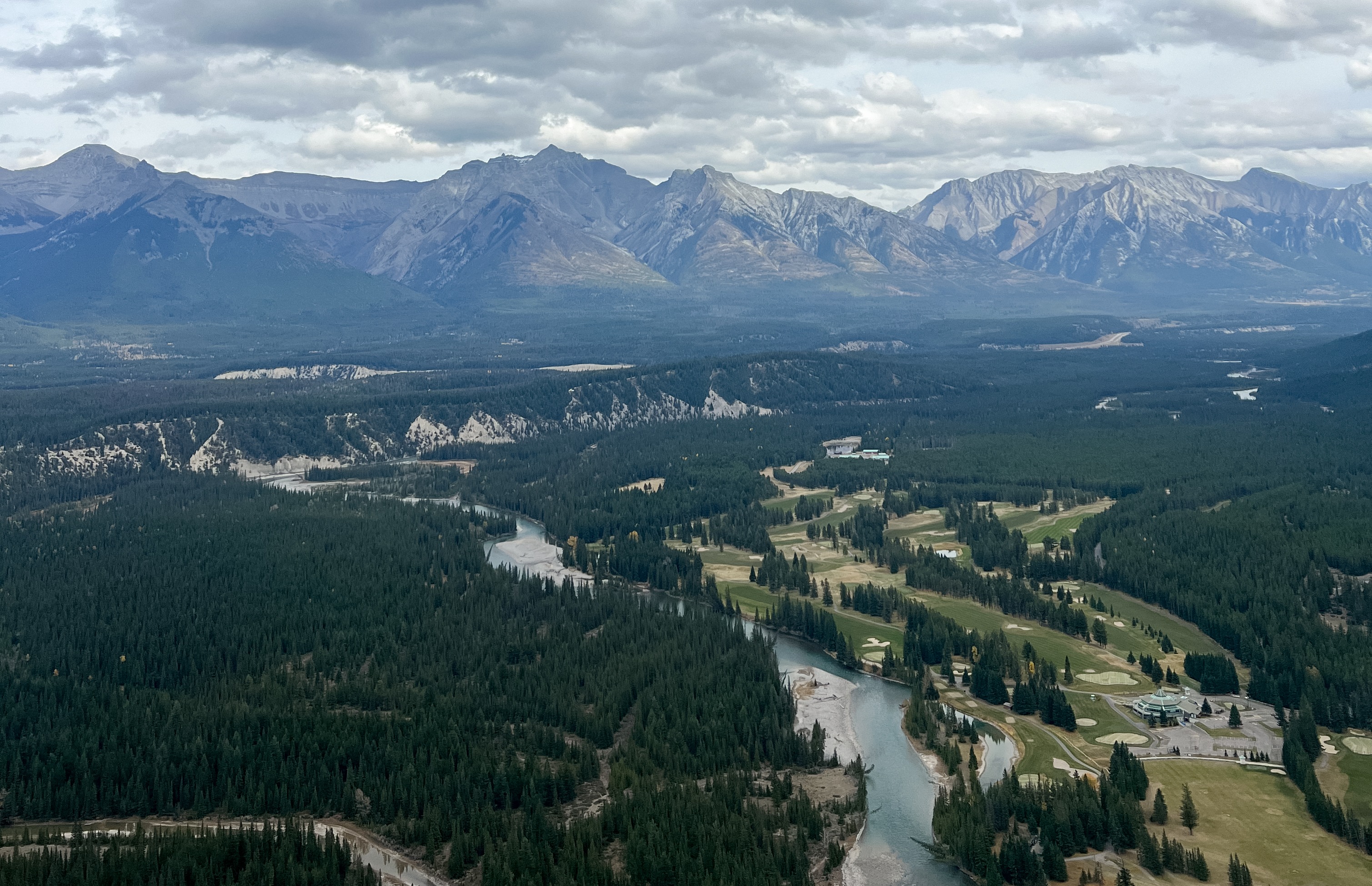 tunnel-mountain-summit-alberta-travel-guide