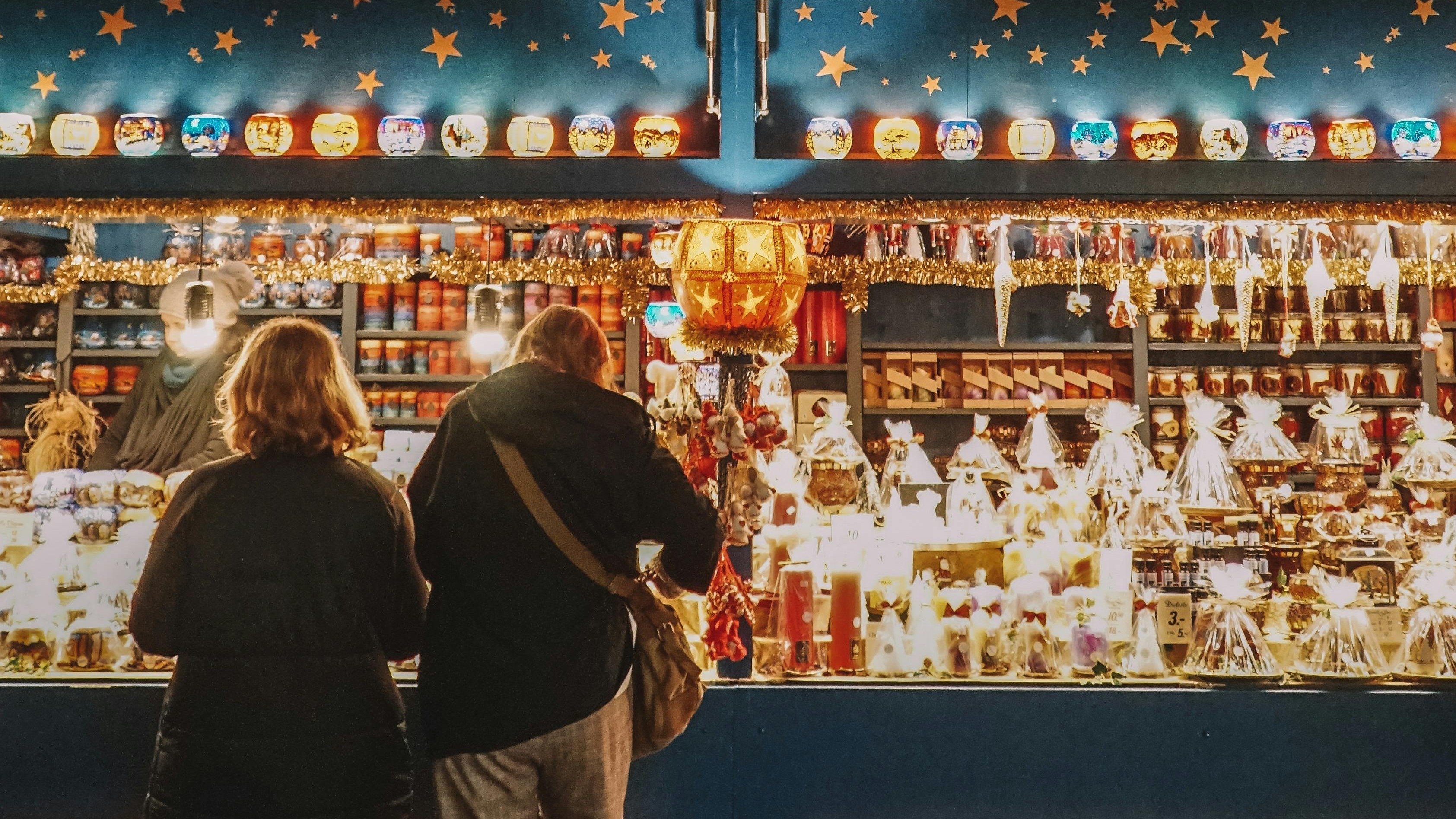 Unique gifts and souvenirs at Viktualienmarkt.